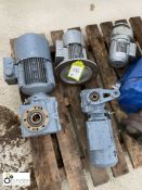 2 Geared Motors and 2 Electric Motors (please note there is a lift out fee of £10 plus VAT on this