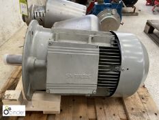 Siemens IP55 160L IMB5 Electric Motor, 5.6/11kw (please note there is a lift out fee of £10 plus VAT