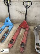 Pallet Truck (please note there is a lift out fee of £10 plus VAT on this lot)