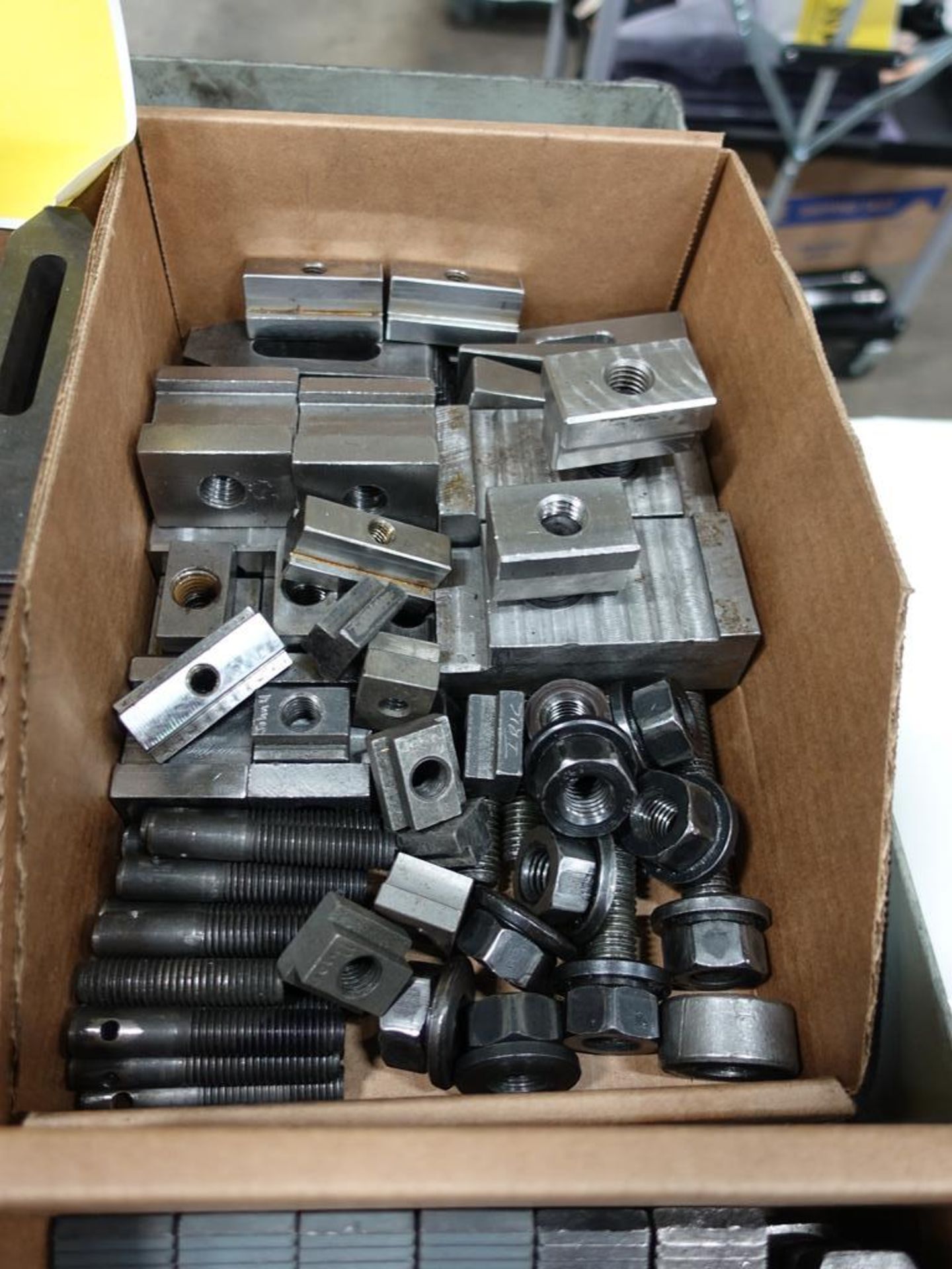 LOT OF ASSORTED CLAMPS AND SPACERS - Image 9 of 9