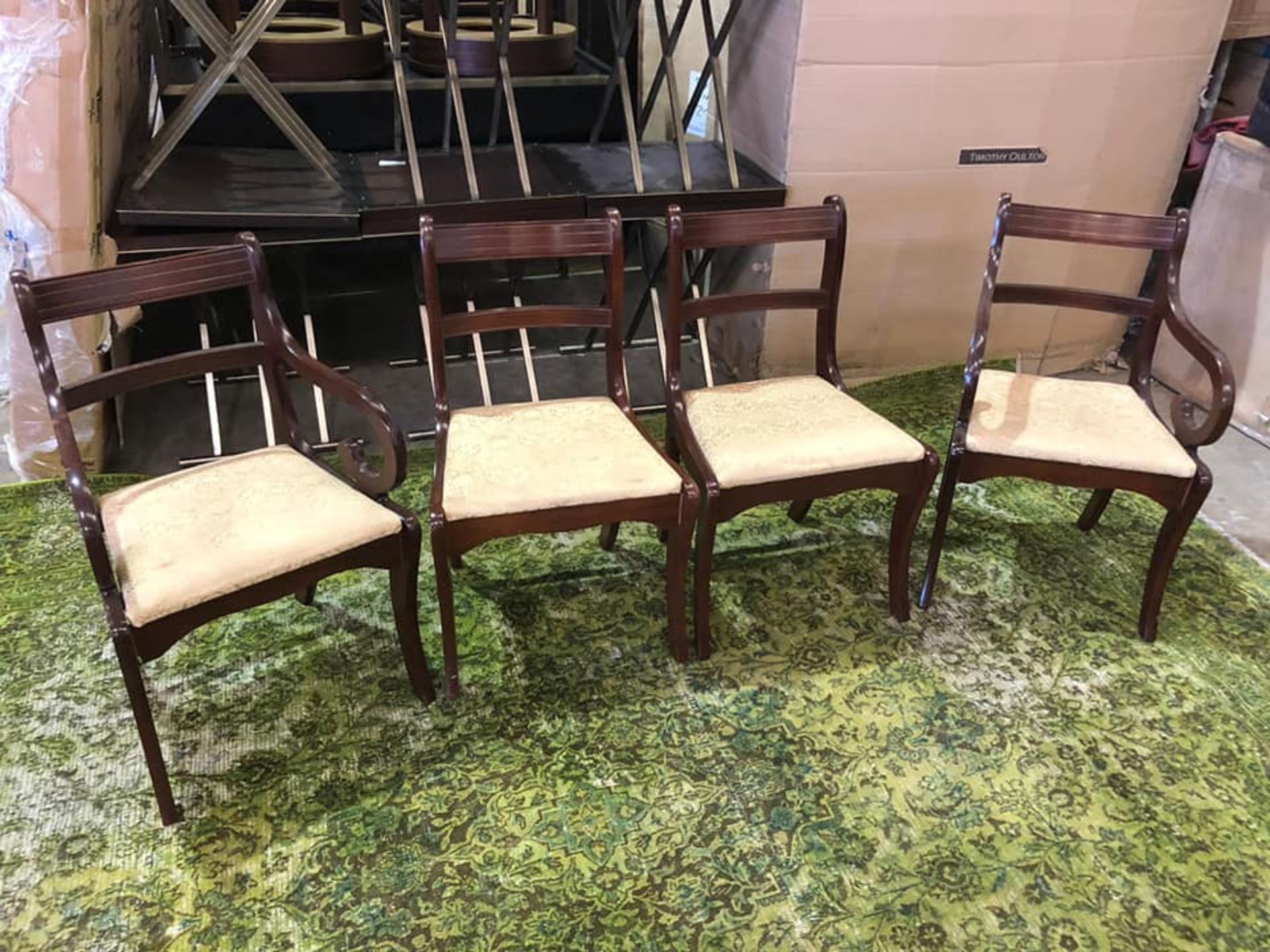 A Set Of 4 x Victoria Styled Chairs ( 2 Carver With Arms And 2 x Side Chairs) Mahogany Frame