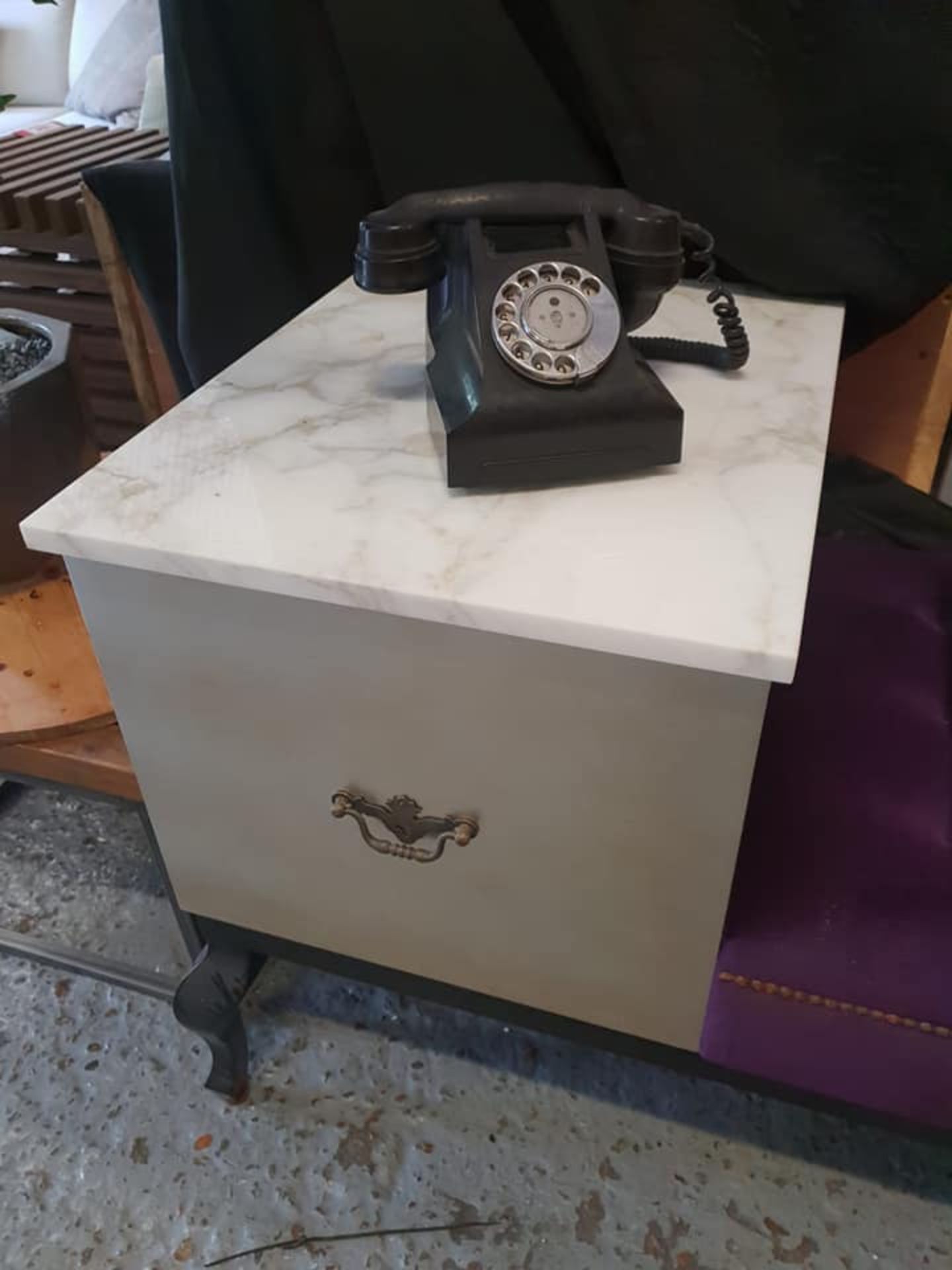 Telephone table with seat - upholstered tufted bench with Queen Anne style legs marble top and paint - Image 3 of 3