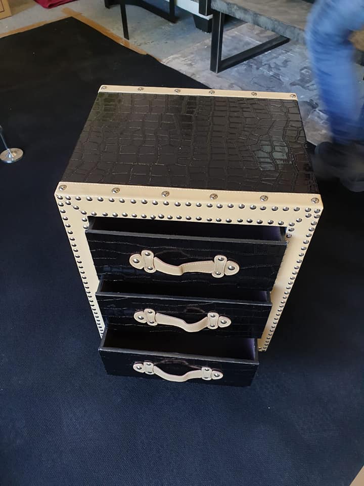 3 Drawer Bedside Table The Perfect Size For A Bedside Or End Table Metal Studding Detail To The - Image 2 of 4