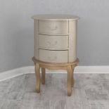 Chic 3 Drawer Bedside Table A Dash Of Dainty With A Twist Of Chic Is The Feature Of This 3 Drawer