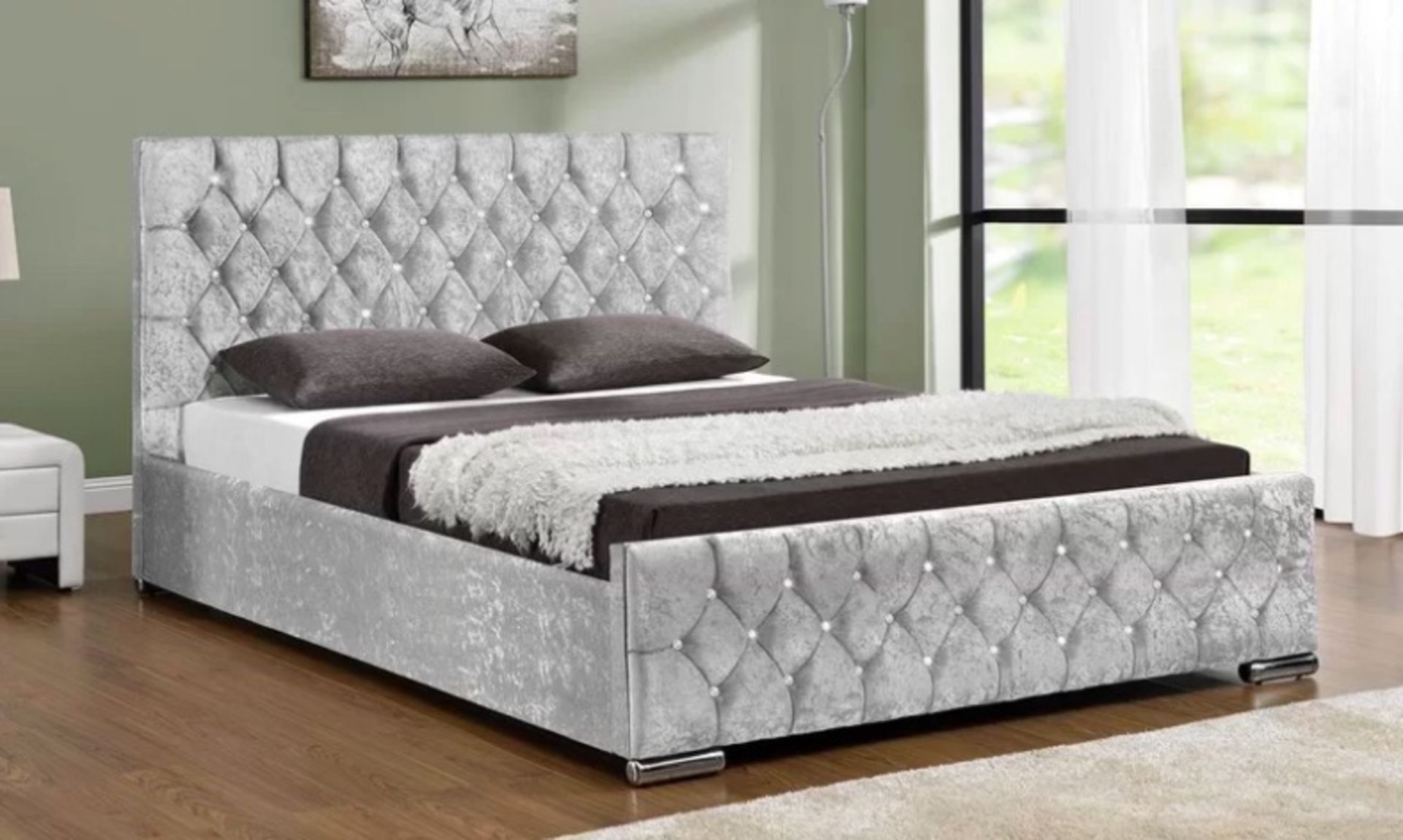 Cube Upholstered Ottoman Bed Frame Velvet Silver Upholstered Fantastic Contemporary Cube-Design