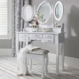 Style Dressing Table Set With Mirror Dressing Table Set With Mirror Will Look Smart In Both