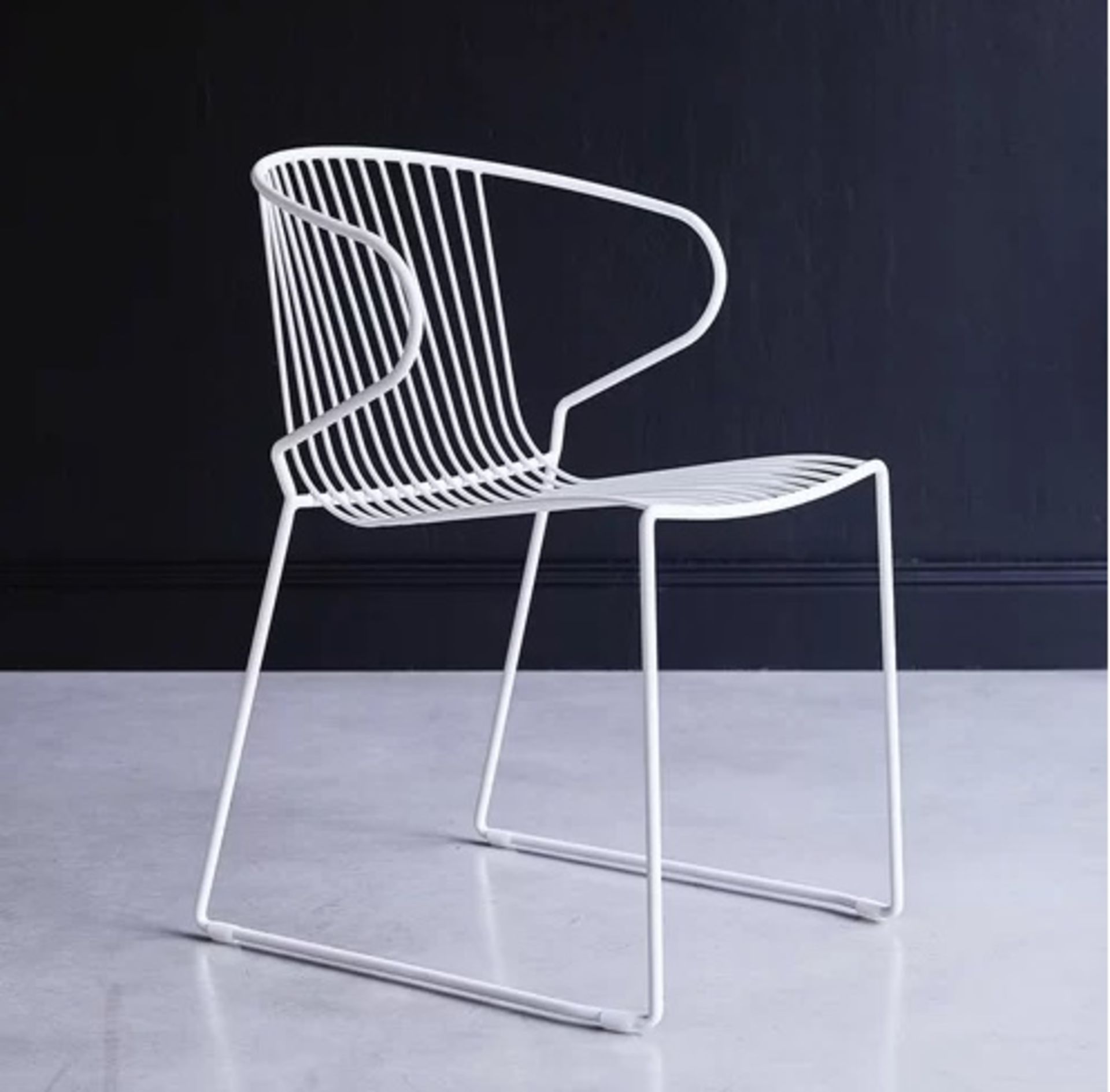 Zen Dining Chair Composed Of A Metal Structure This Chair Can Be The Perfect Aid For Pleasant