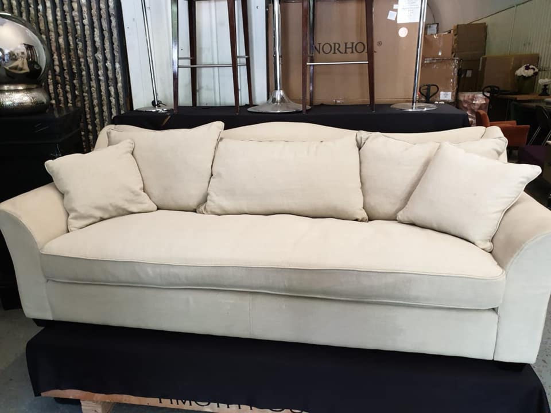 Concerto 3 Seater Upholstered Sofa Scrubbed Lime Stone A Serpentine Back Sofa With Back Loose - Image 3 of 3