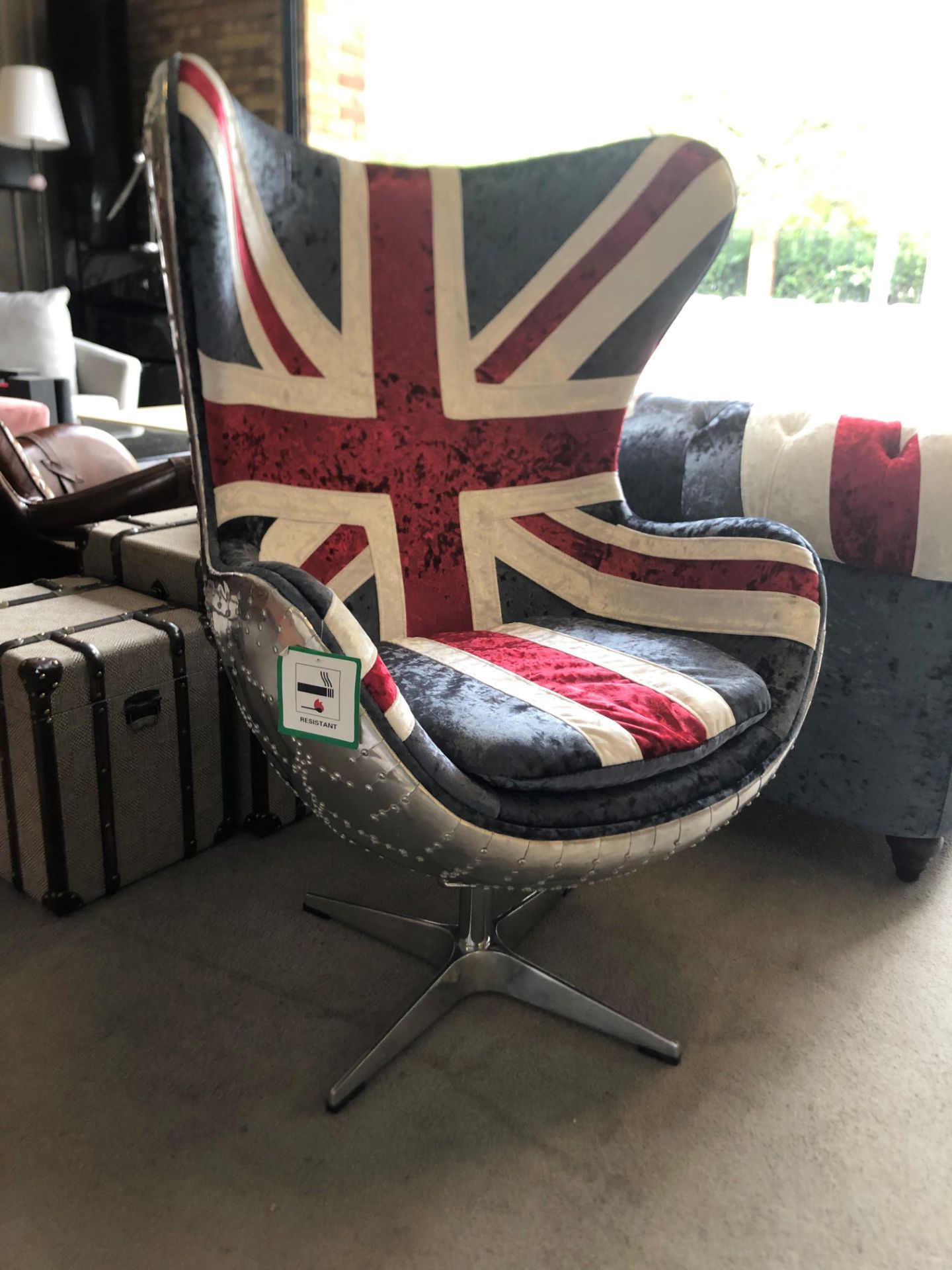 Velvet Union Jack Egg Chair The Egg Chair Replica Based On The Original Arne Emil Jacobsen A