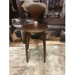 3 X Cherner Style Walnut Retro Bar Stool 43 X 43 X 107