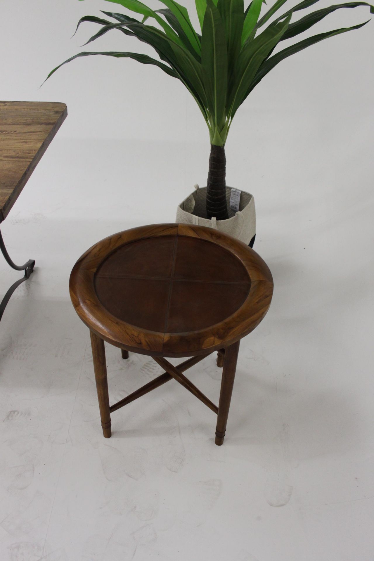 Livingstone Leather Side Table The Leather Side Tables Are Covered With A High-Quality Robust