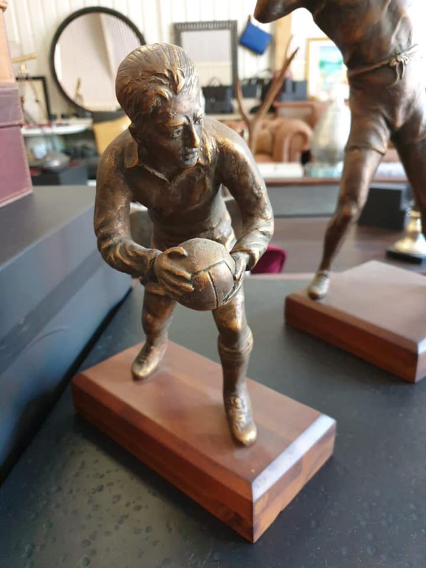 Bronzed Resin Sport Man RS-08 Objets d'Art Decorative Accessories Carton 26 x 20 x 35cm MSRP £157