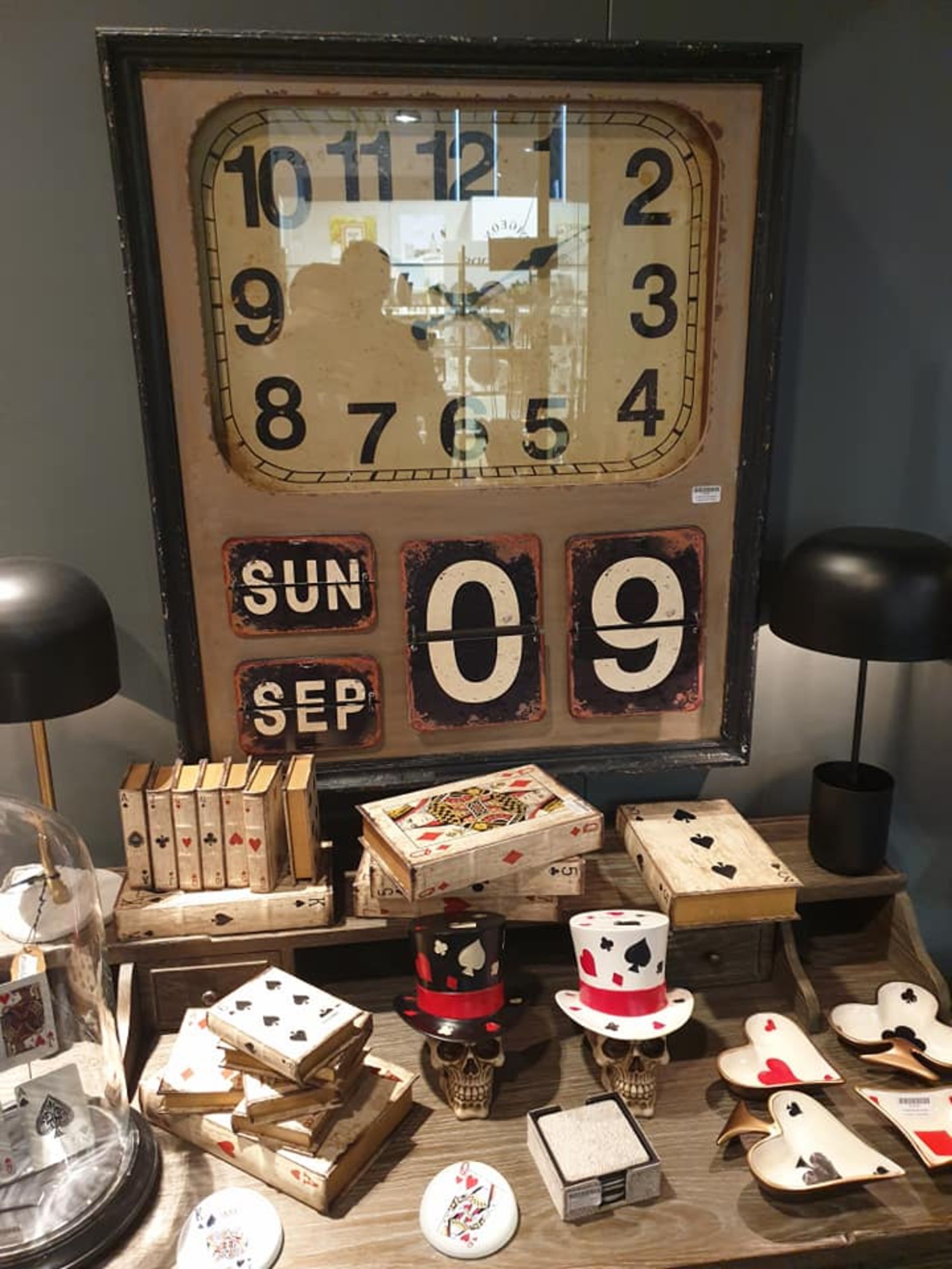 Vintage Style Wall Hanging Clock With Date Panel Antiqued Effect And Metal Plate Calendar Indicators - Image 2 of 2