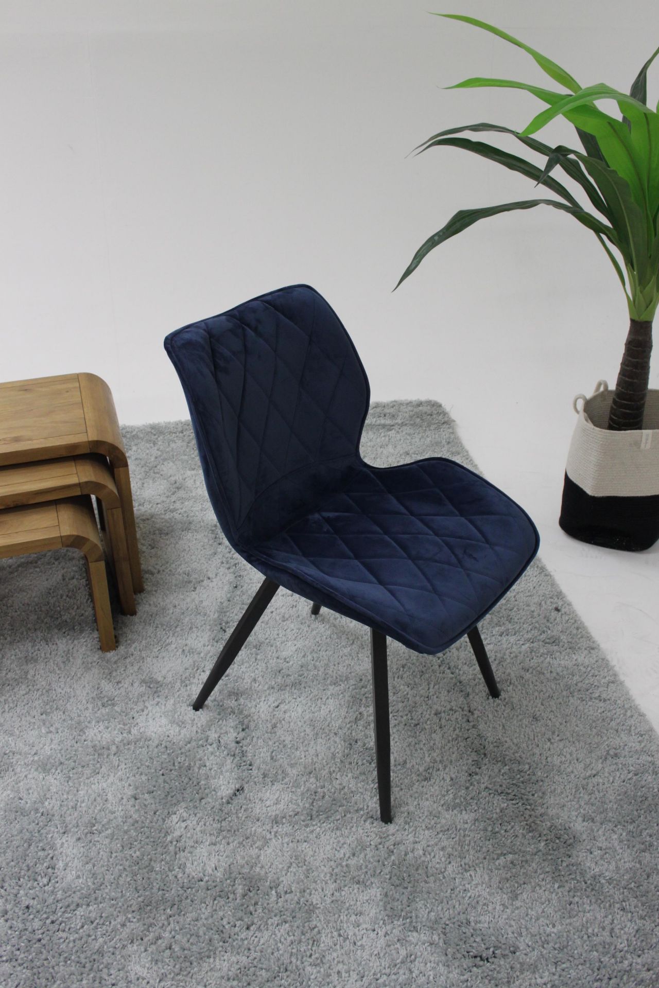 Alfa Diamond Dining Chair Blue Diamond Quilted Upholstery - Image 3 of 3