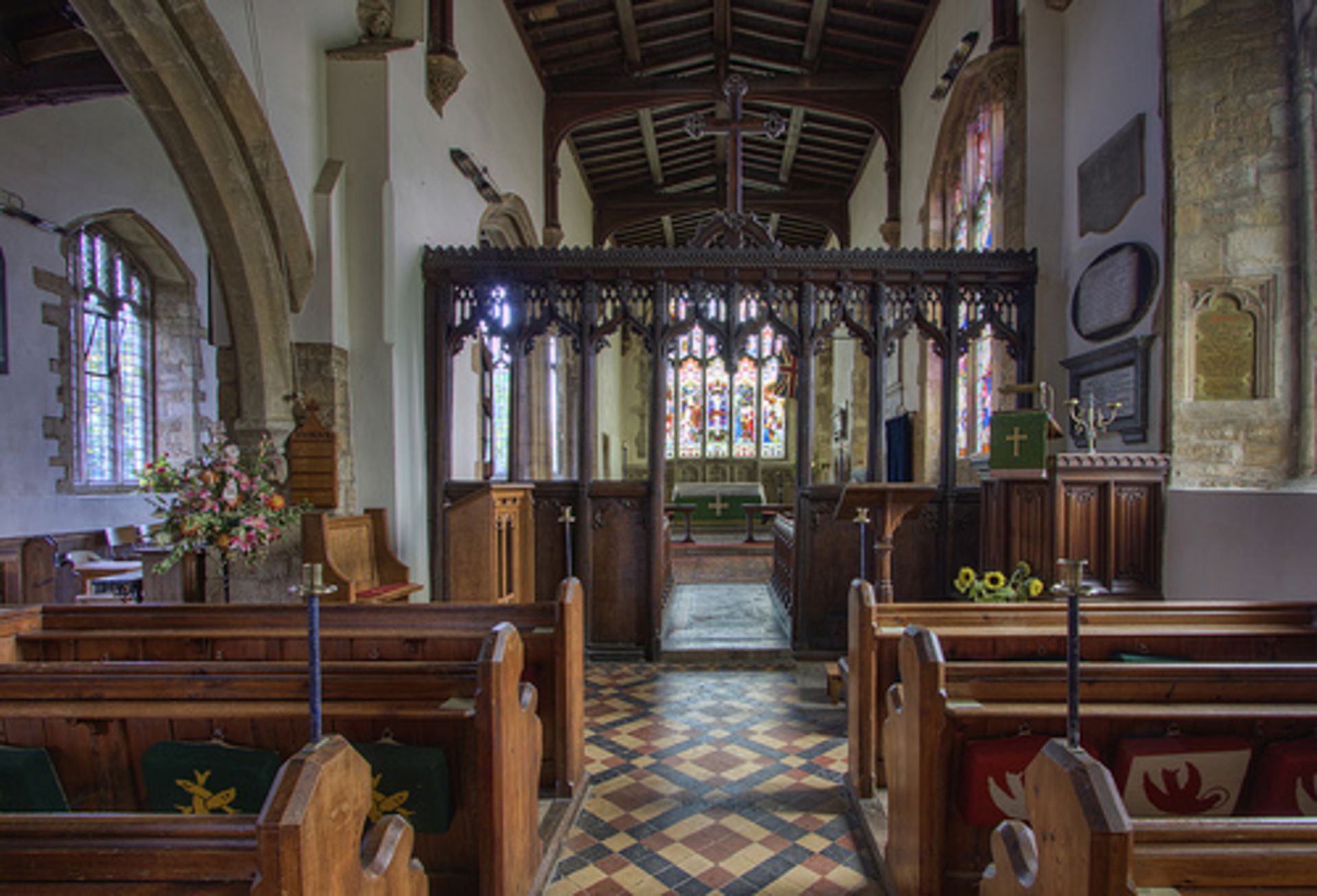 Gothic Church Oak Panel Panelling - Antique Church Furniture