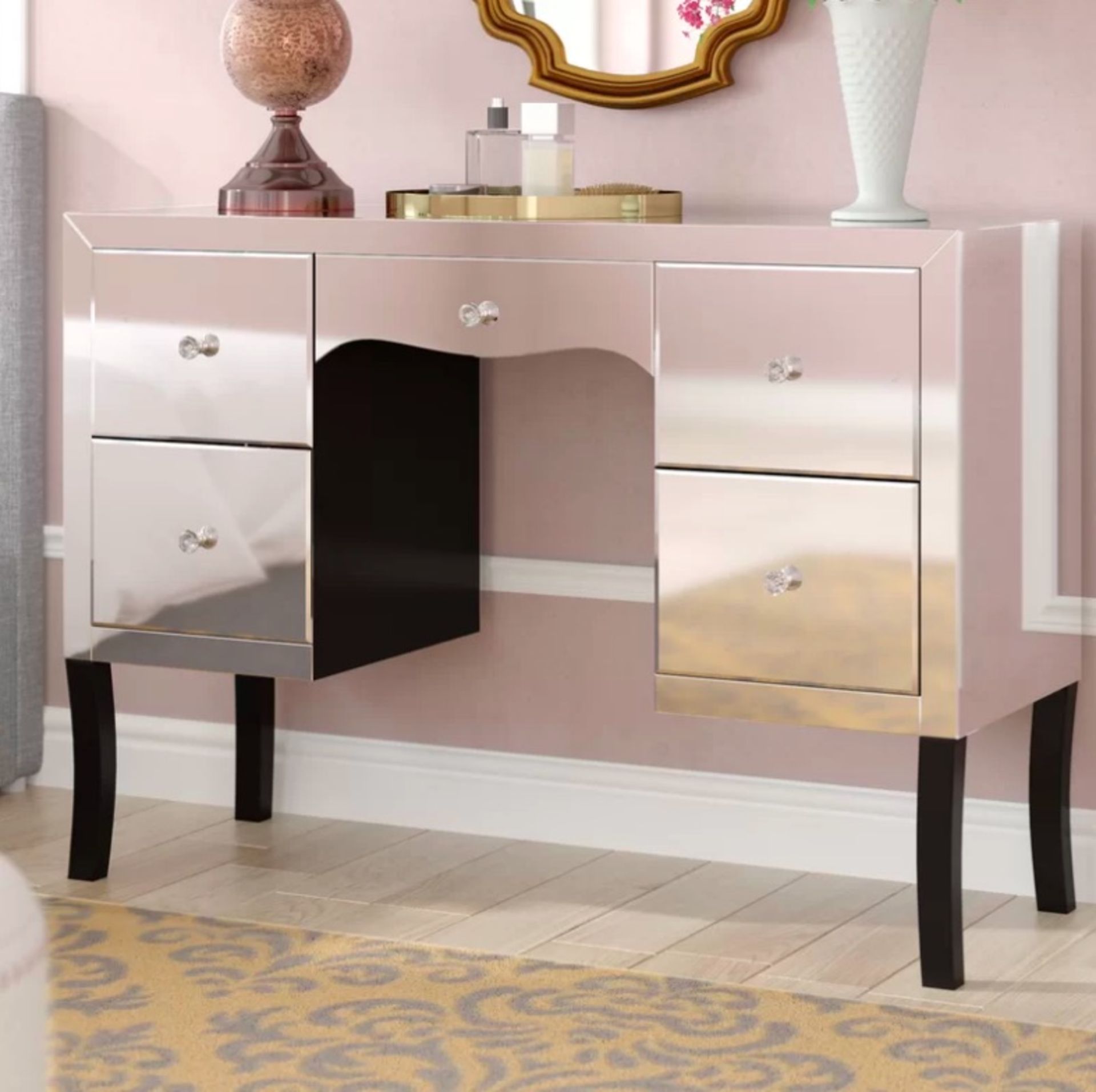 Vanity Dressing Table The Ideal Vanity Station Give Your Bedroom A Sophisticated Touch With This