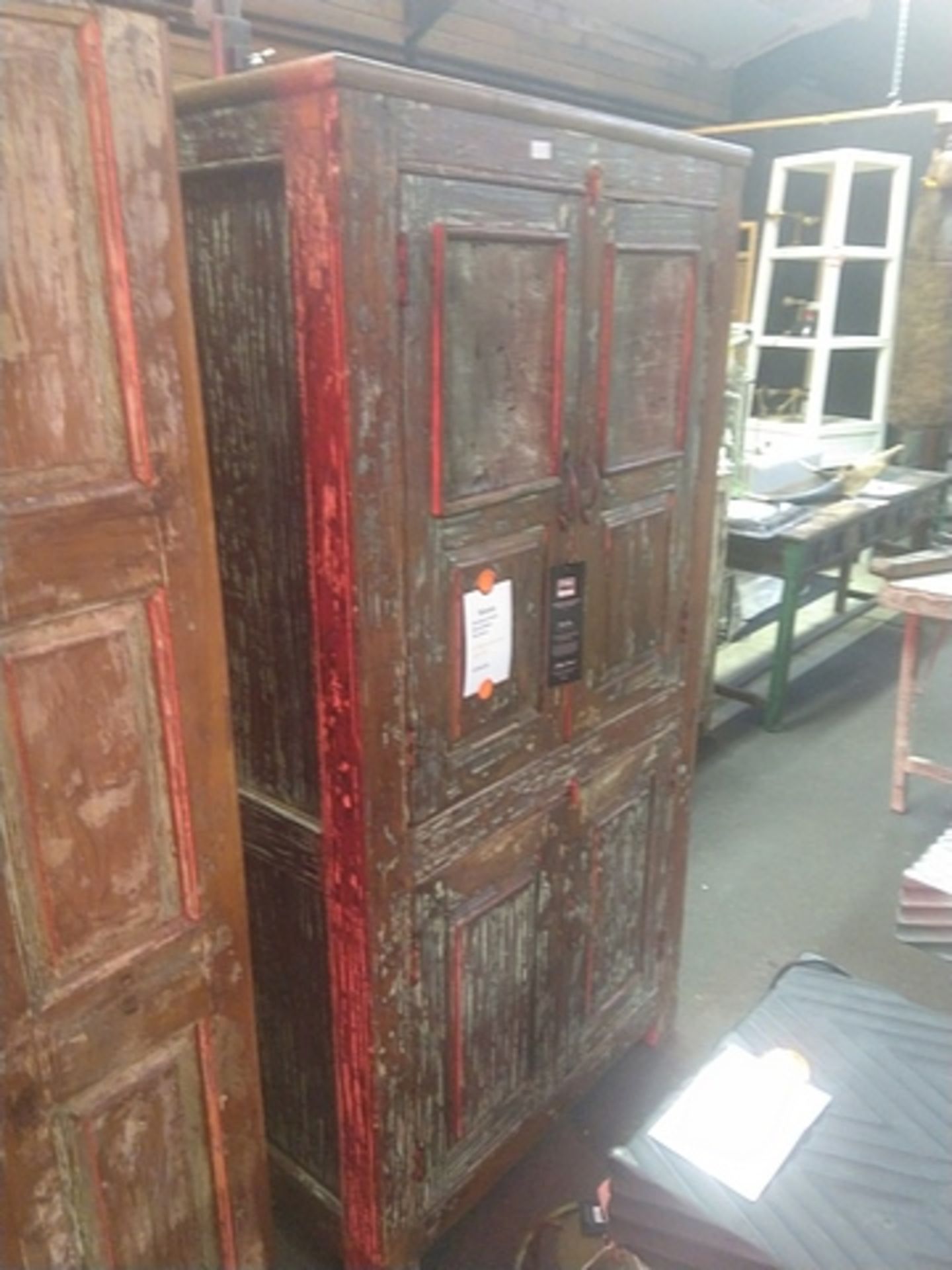 Antique wood cabinet in Teak wood, Rosewood, Indian wood in traditional patterns. With antique - Image 2 of 2