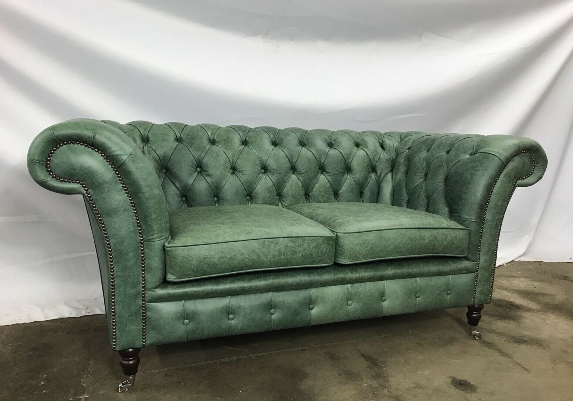 Paris 2 Seater Chesterfield In Selvagio Verde Distressed Leather Beautifully Creative And - Image 2 of 3
