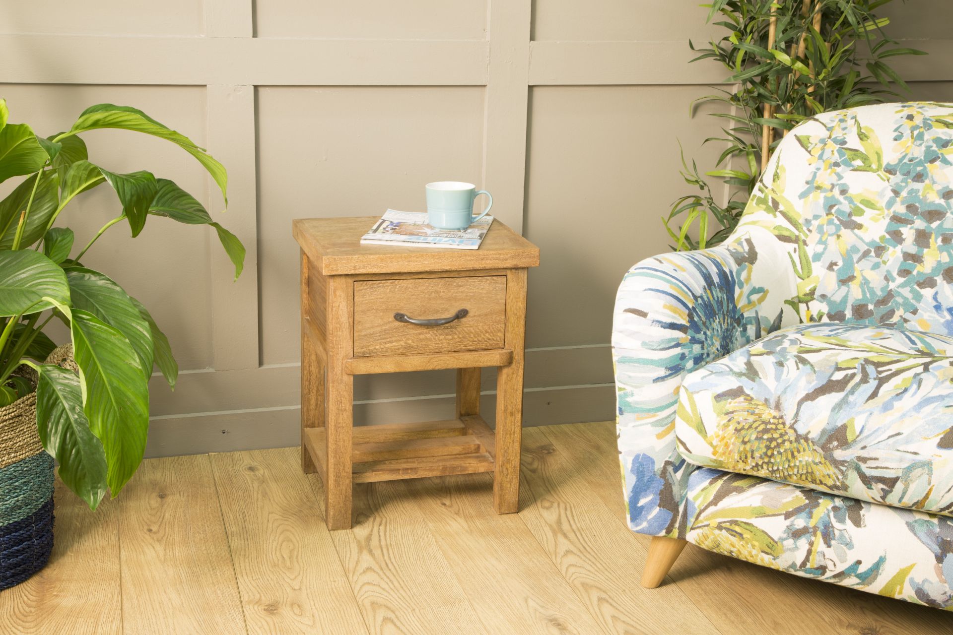 A Pair of Soho Solid Wood Side Table / Bedside 1 Drawer whether it leans more towards traditional - Image 3 of 3