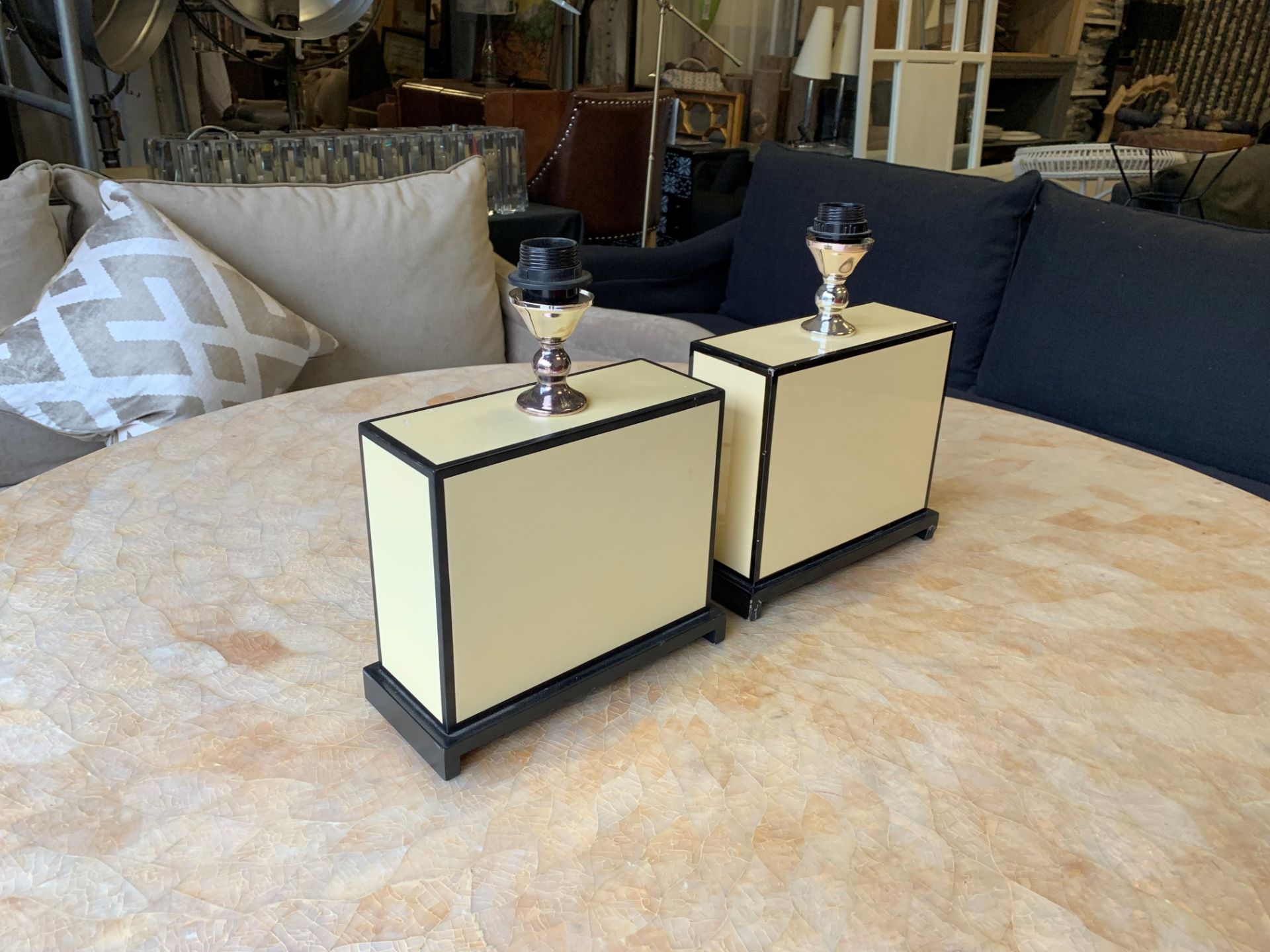 A pair of Eichholtz table lamps square laminated yellow and black on plinth ( shades not supplied) - Image 2 of 3
