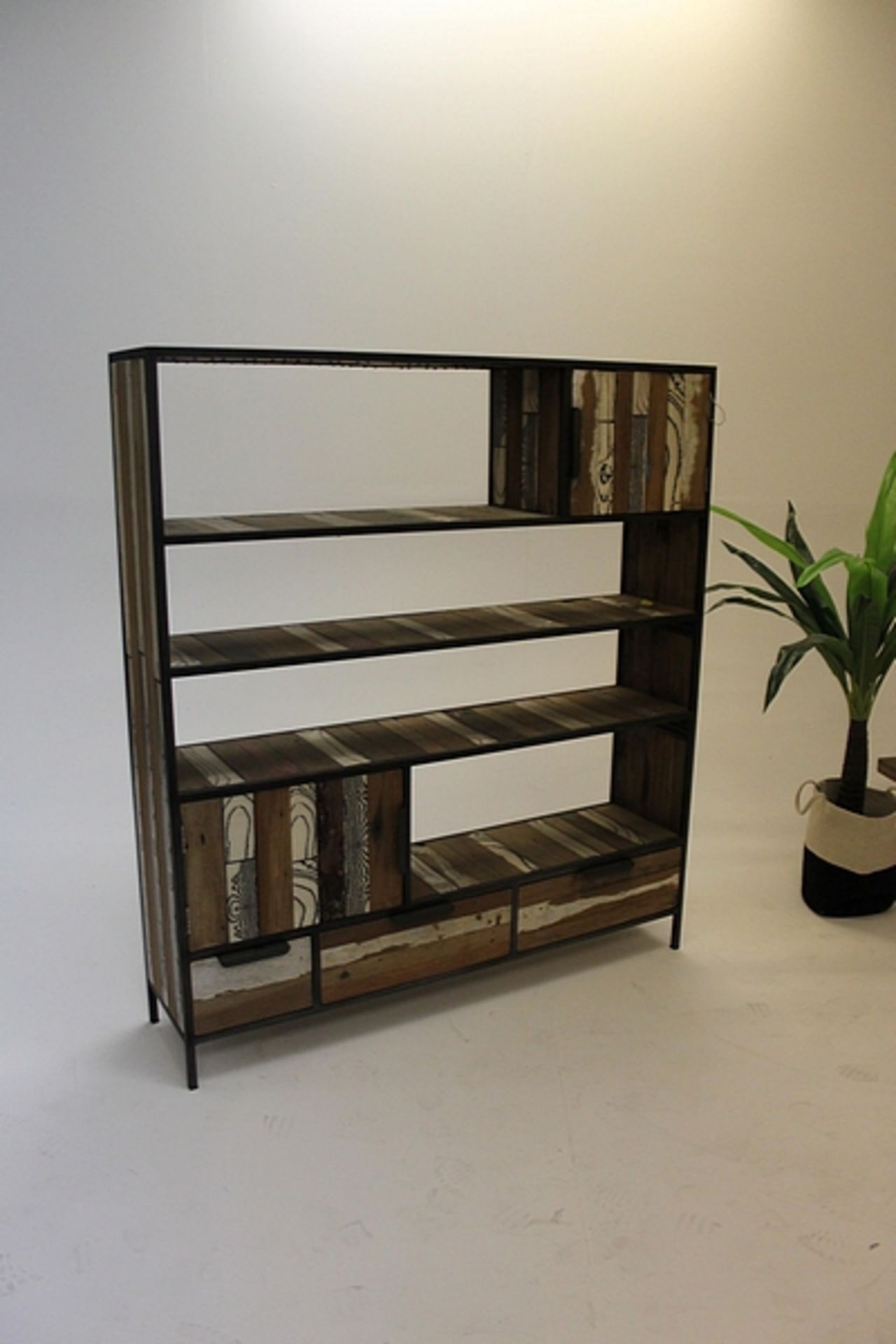 Bleubone Titanic Evolve Bookcase - Image 3 of 3