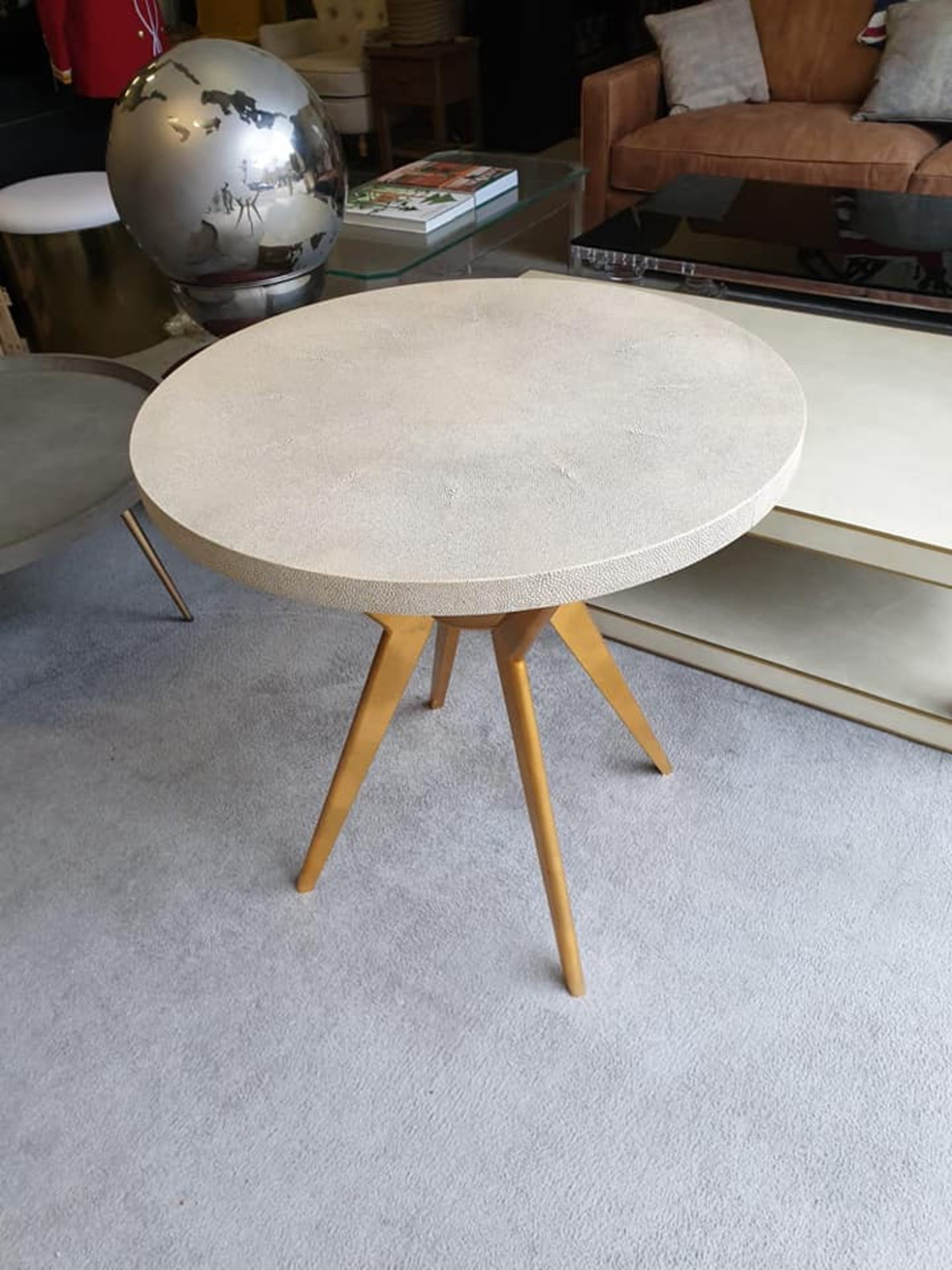 Hines Side Table Round