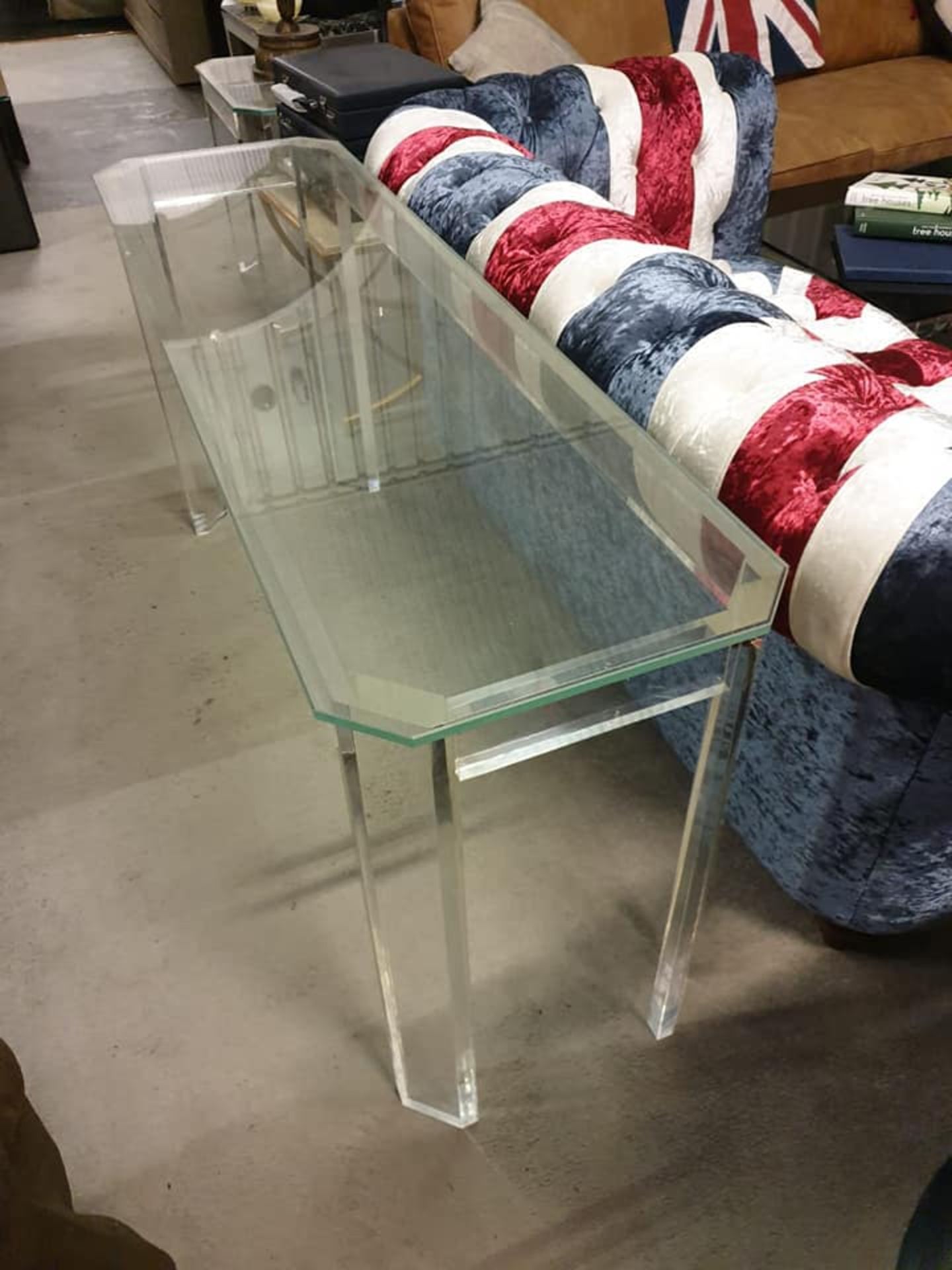 Andrew Martin Augustine Acrylic Console Table - Image 3 of 5