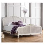 Chic 5' Cane Bed Vanilla White