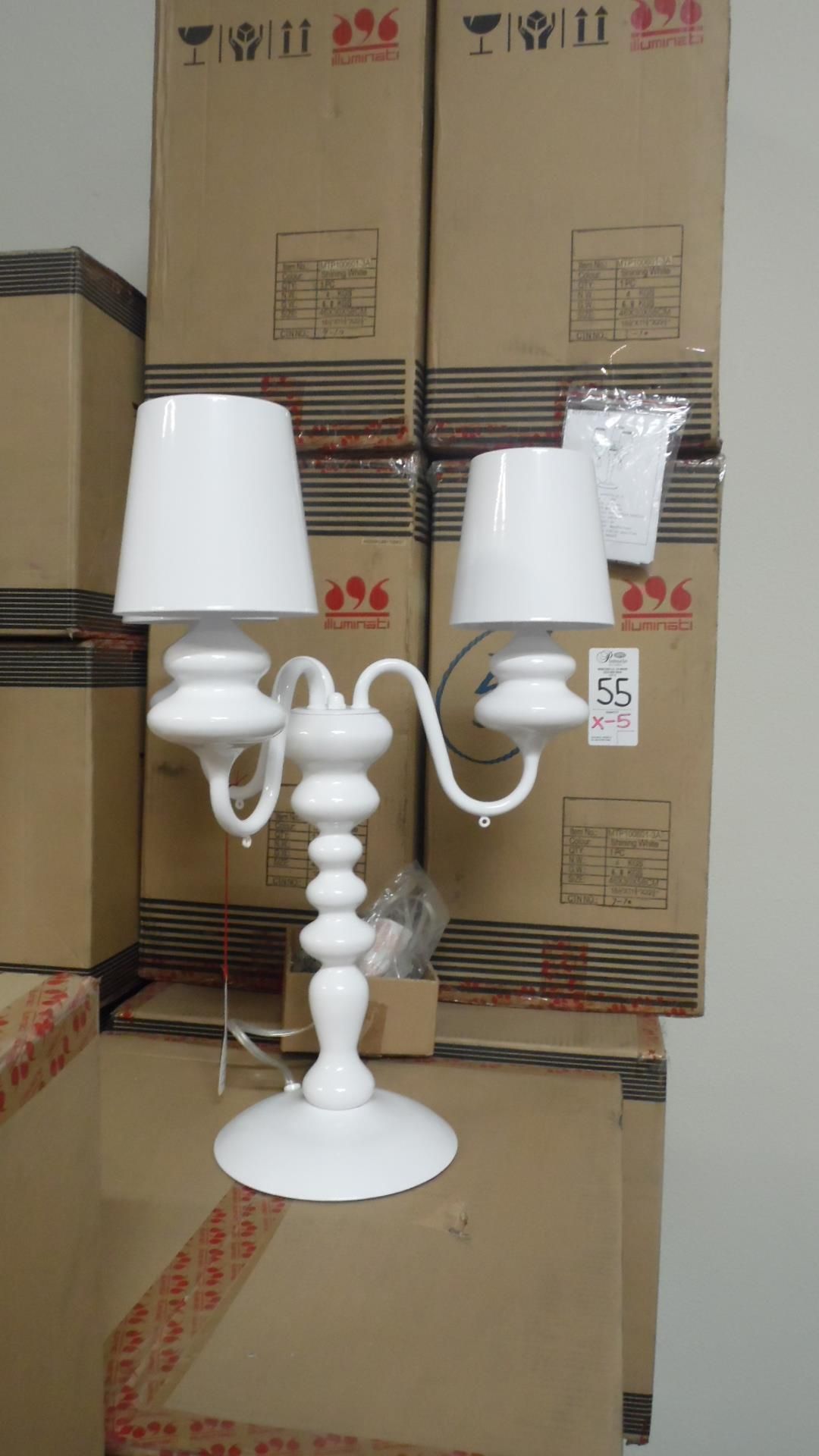 3 LIGHT WHITE LAMPS