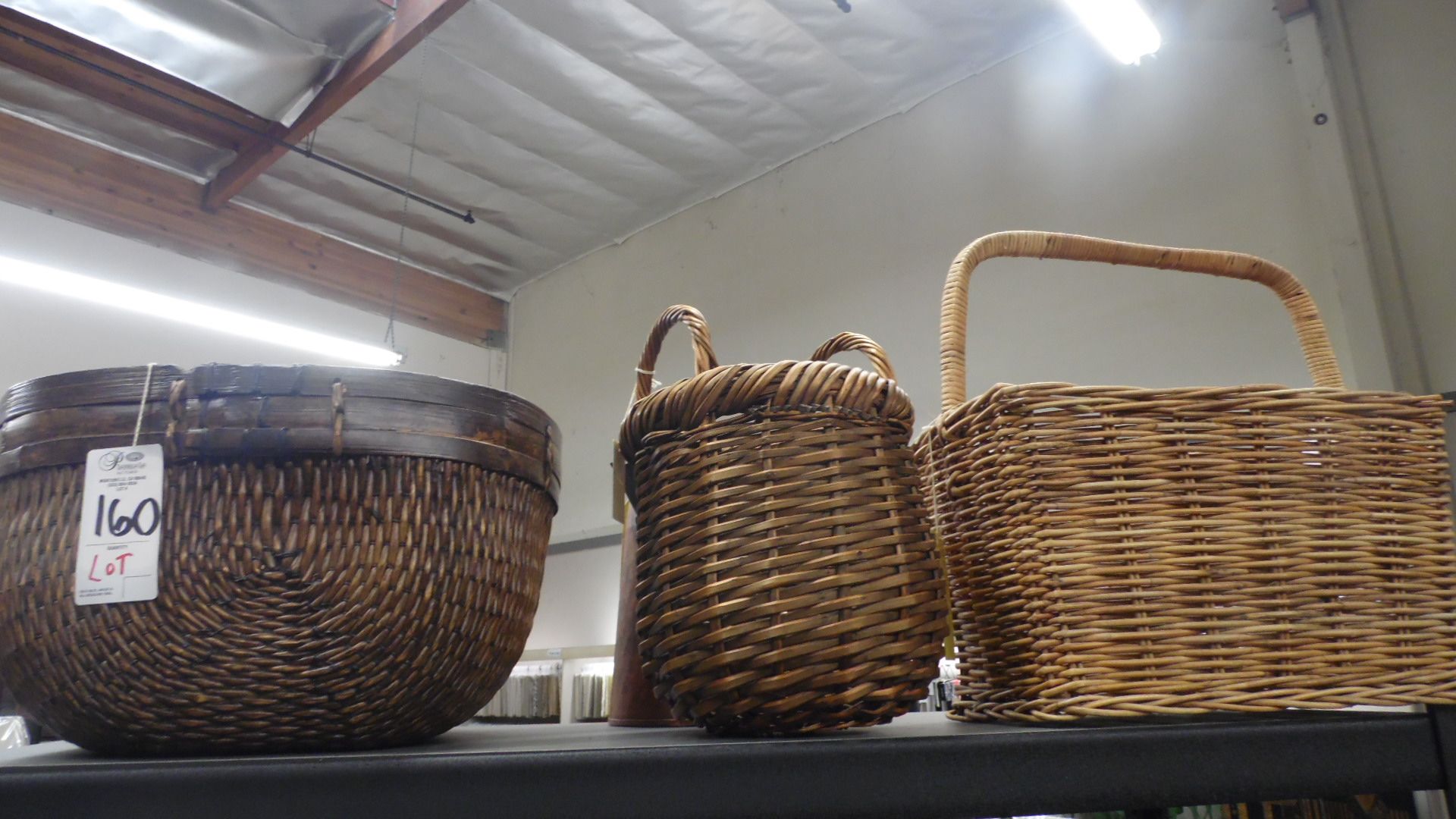 ASSORTED BASKETS / PITCHER