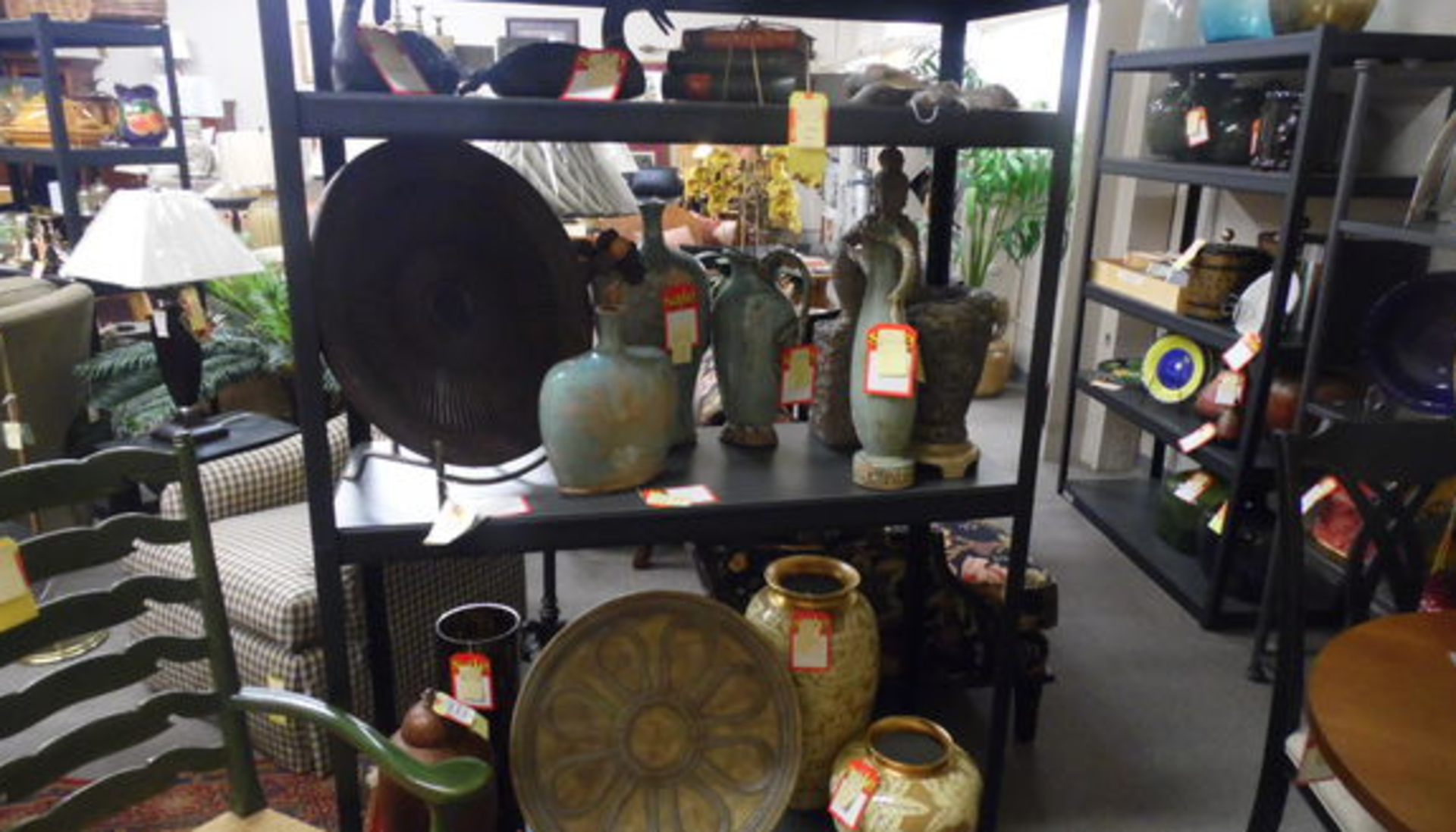 CLICK HERE FOR PREVIEW - Furniture & Decor Items Auction - Image 3 of 5