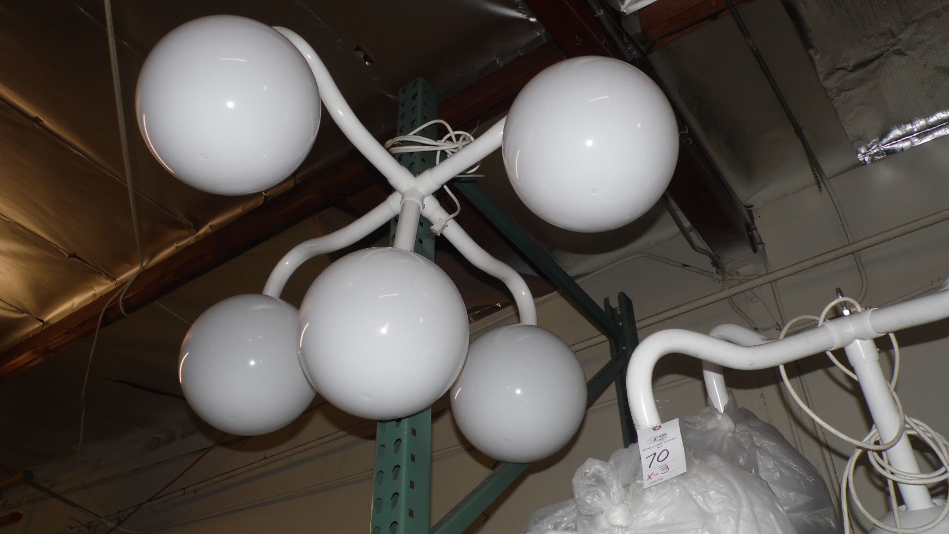 5 GLOBE PLASTIC HANGING LIGHTS