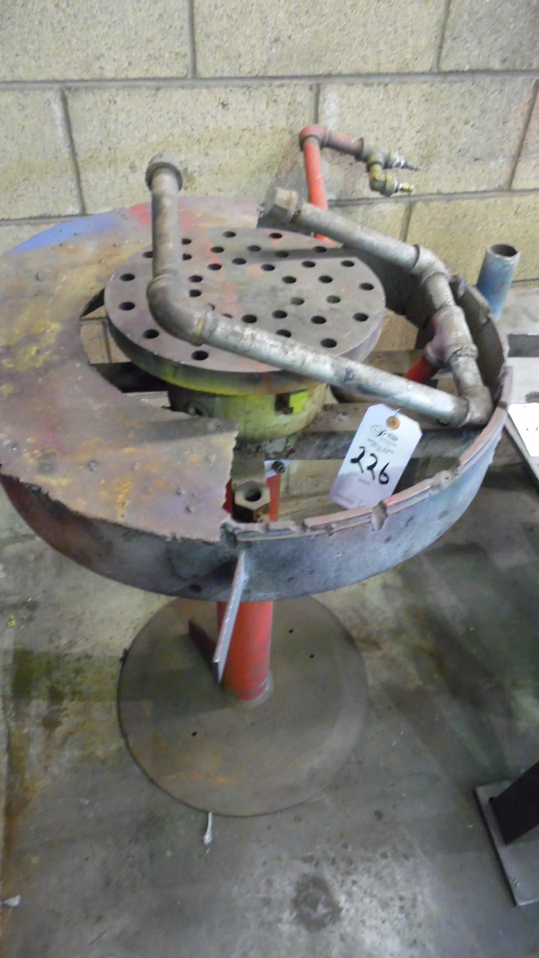 WELDING ROUND TABLE