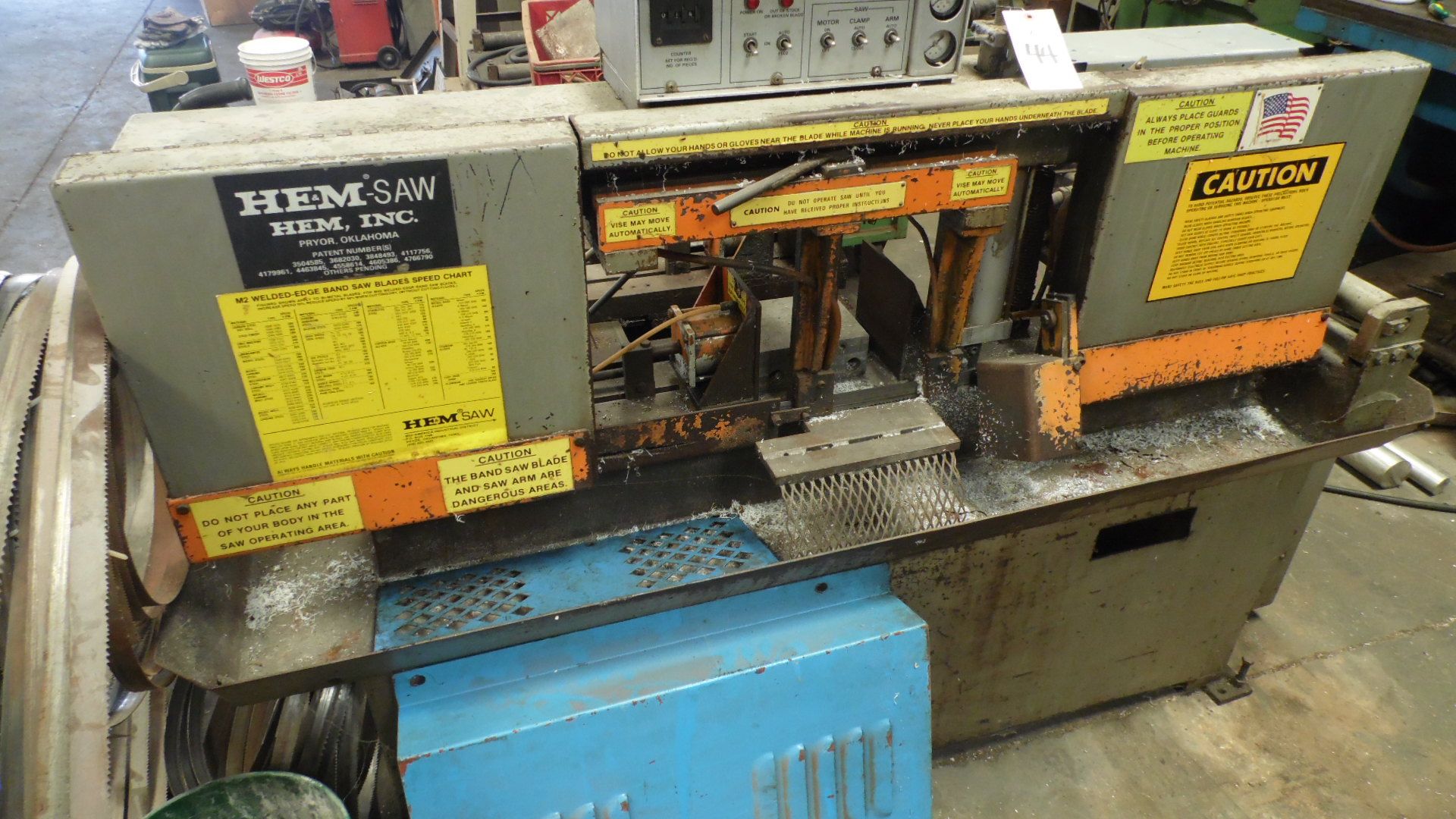 HEM SAW HORIZONTAL BAND SAW AUTOMATIC w/ TABLE