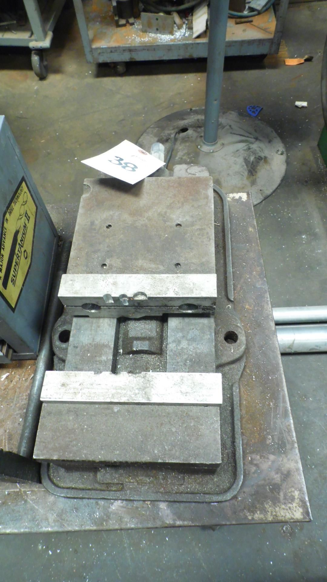 KURT MACHINE VISE