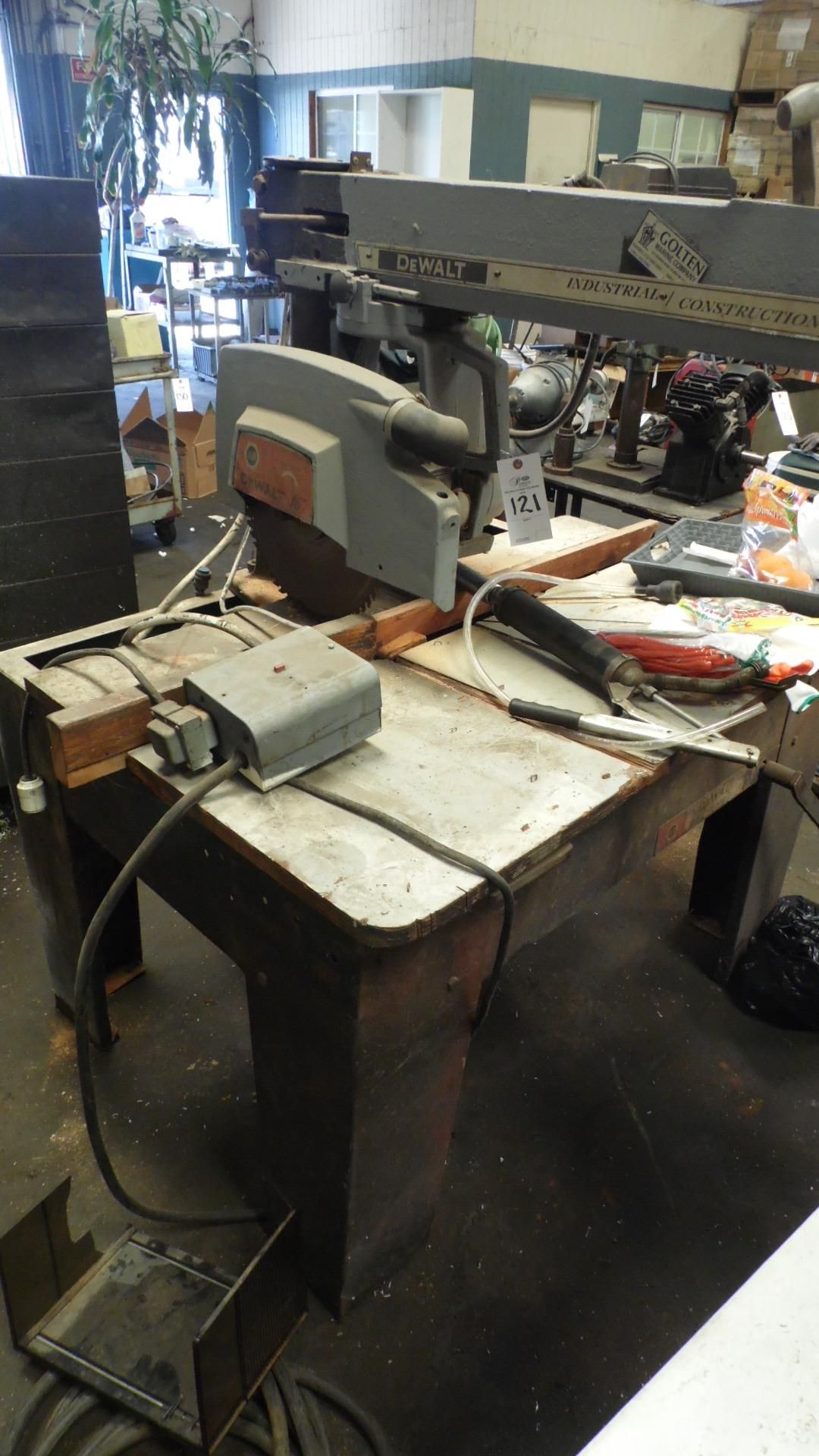 DEWALT 16" RADIAL ARM SAW