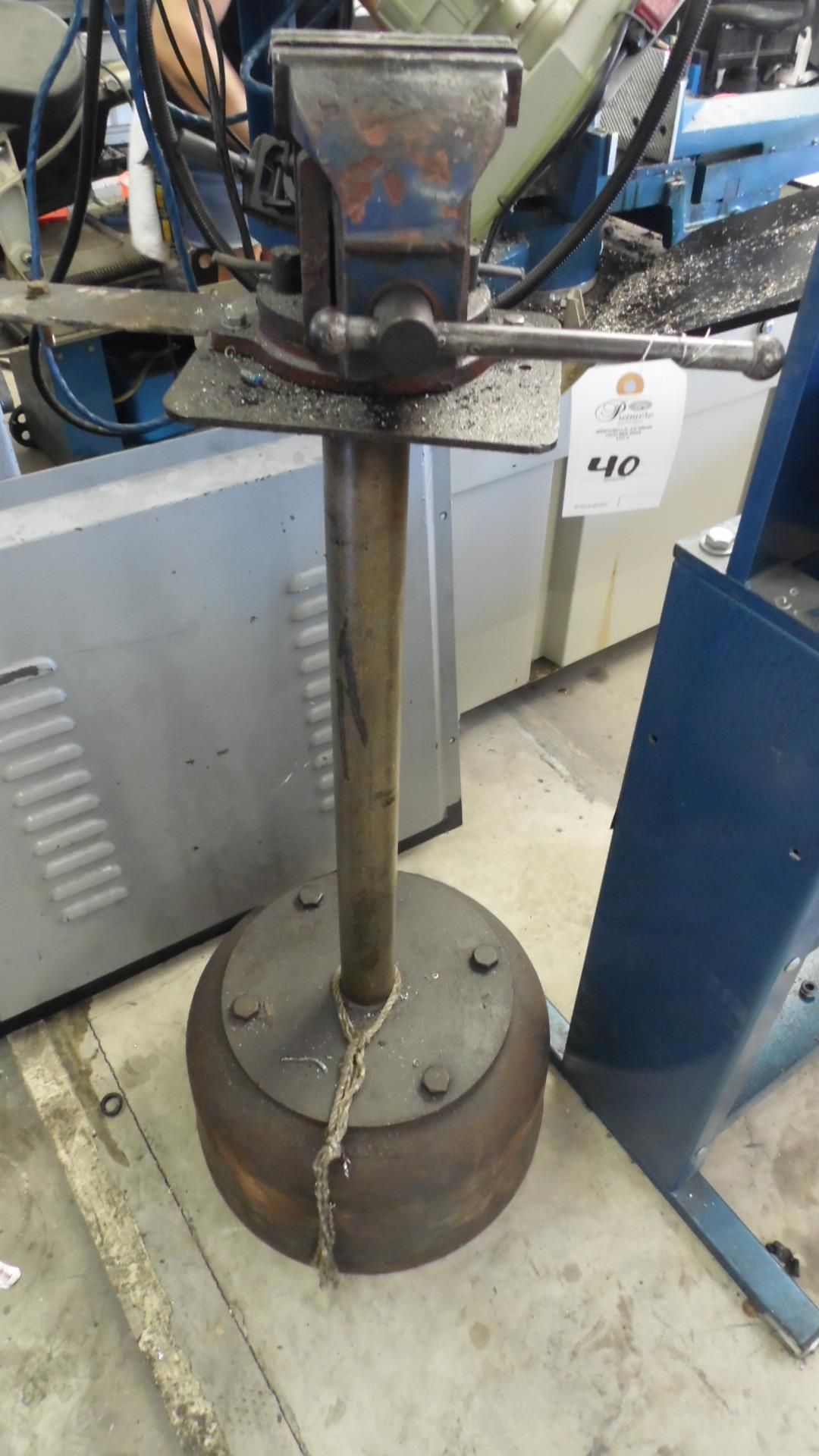 VISE w/ STAND