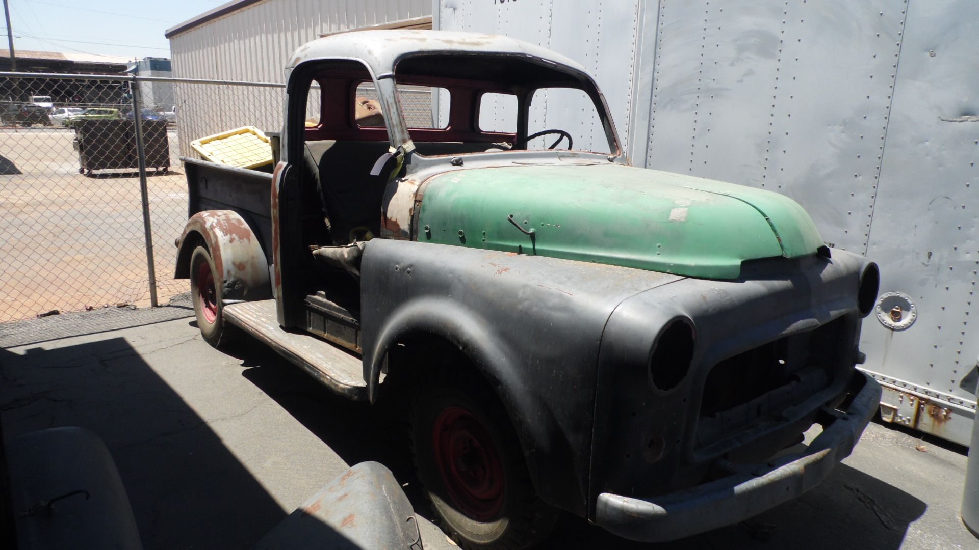 DODGE PICK-UP TRUCK ENGINE (REMOVED BY OWNER) - Image 2 of 2