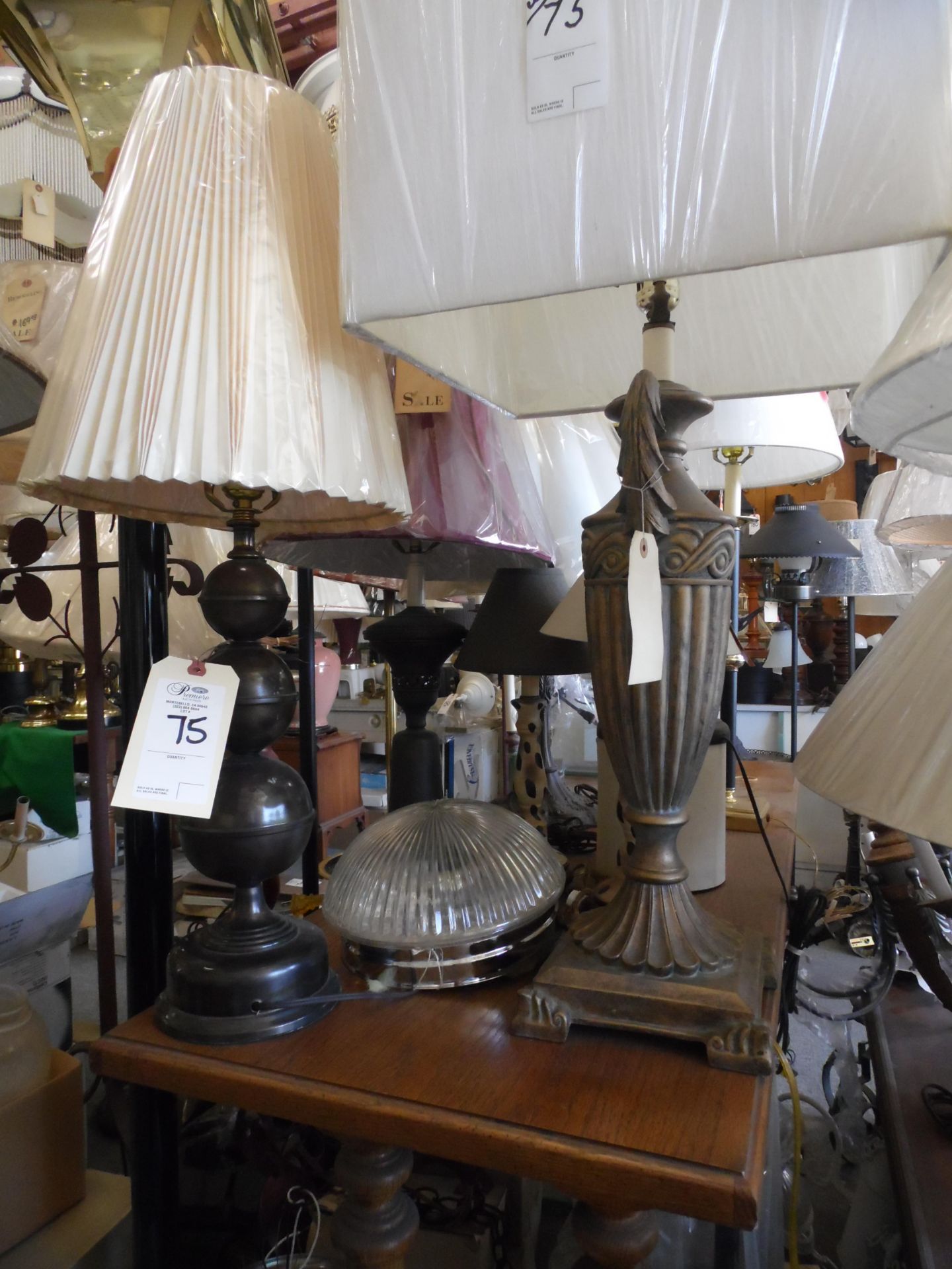 OAK TABLE w/ LAMPS ON TABLE