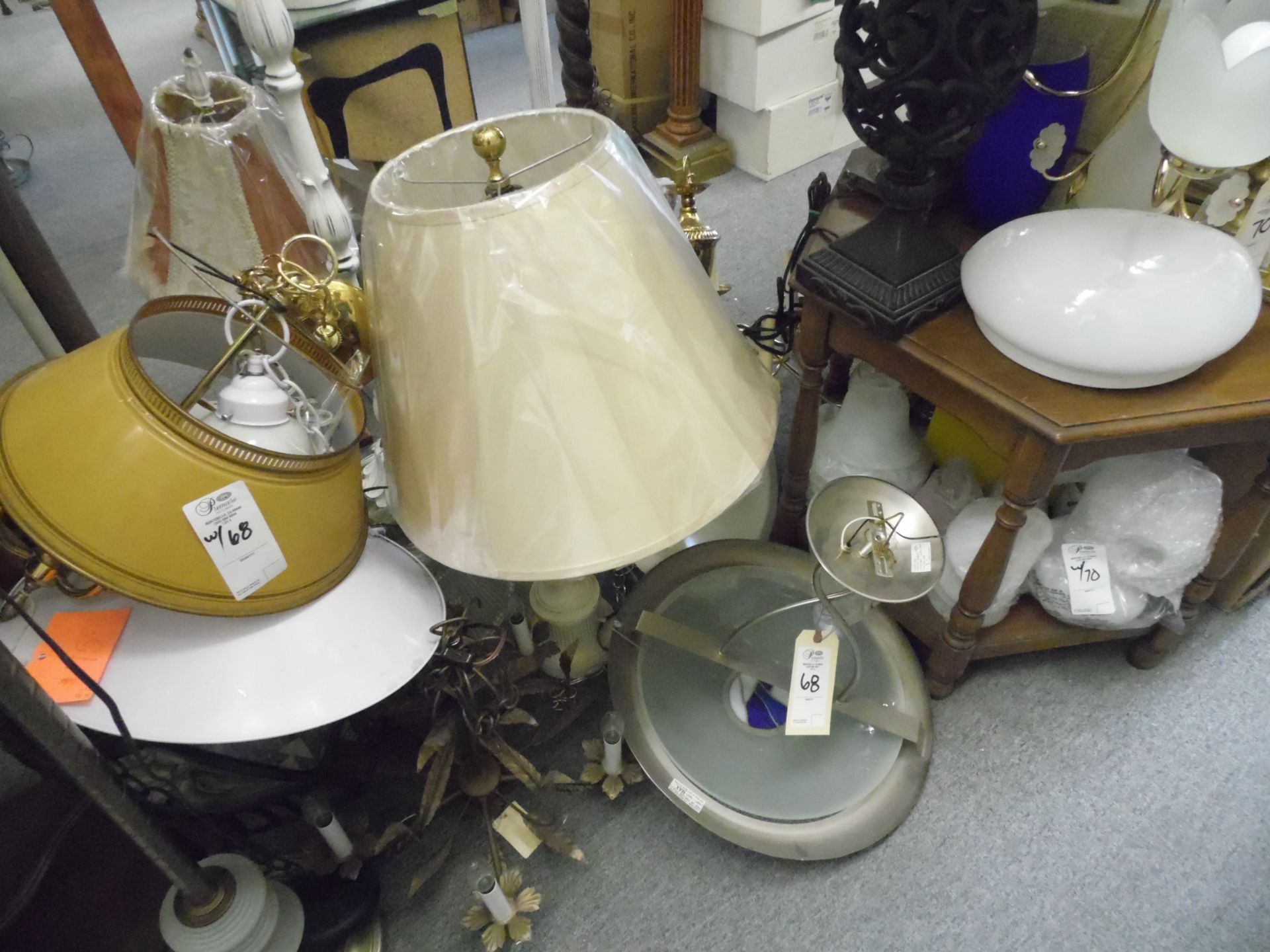 ASSORTED LAMPS ON FLOOR