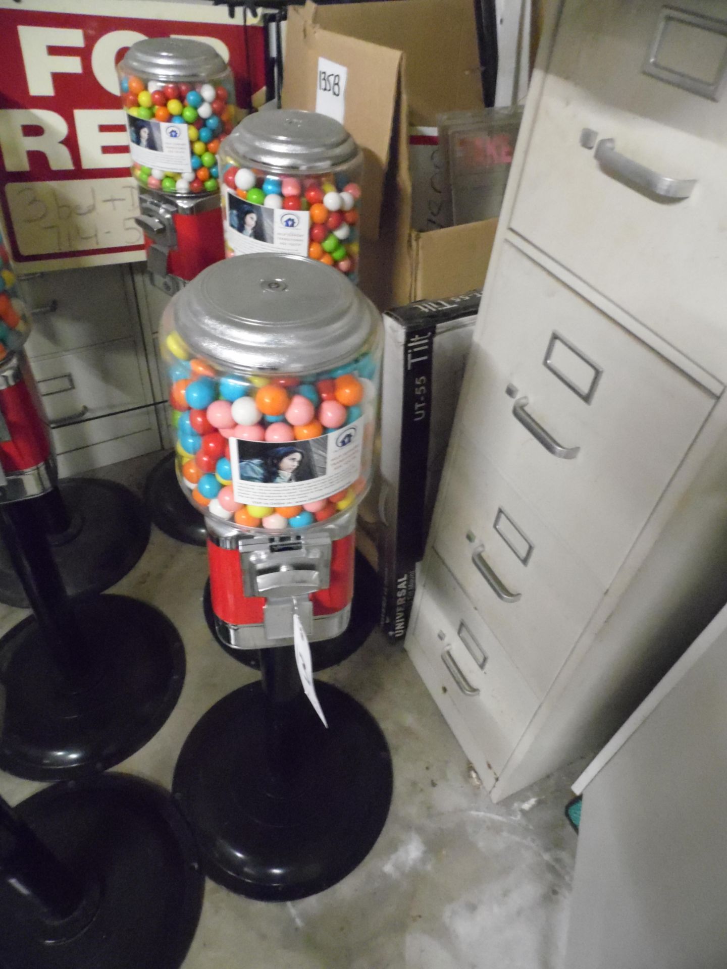 GUMBALL MACHINES