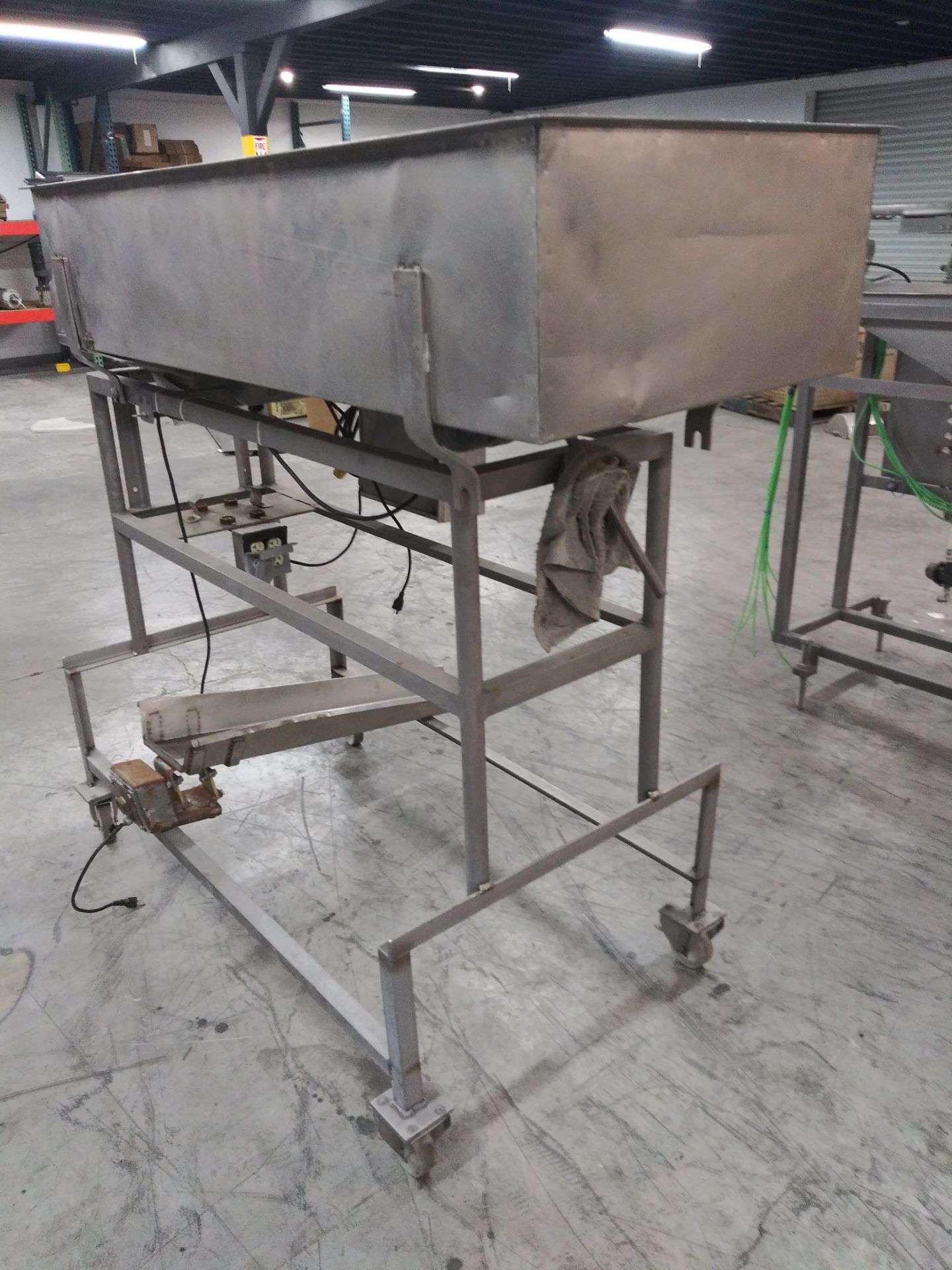 Deep Stainless Steel Vibratory Feeder 60" X 23" X 12" - Image 3 of 3