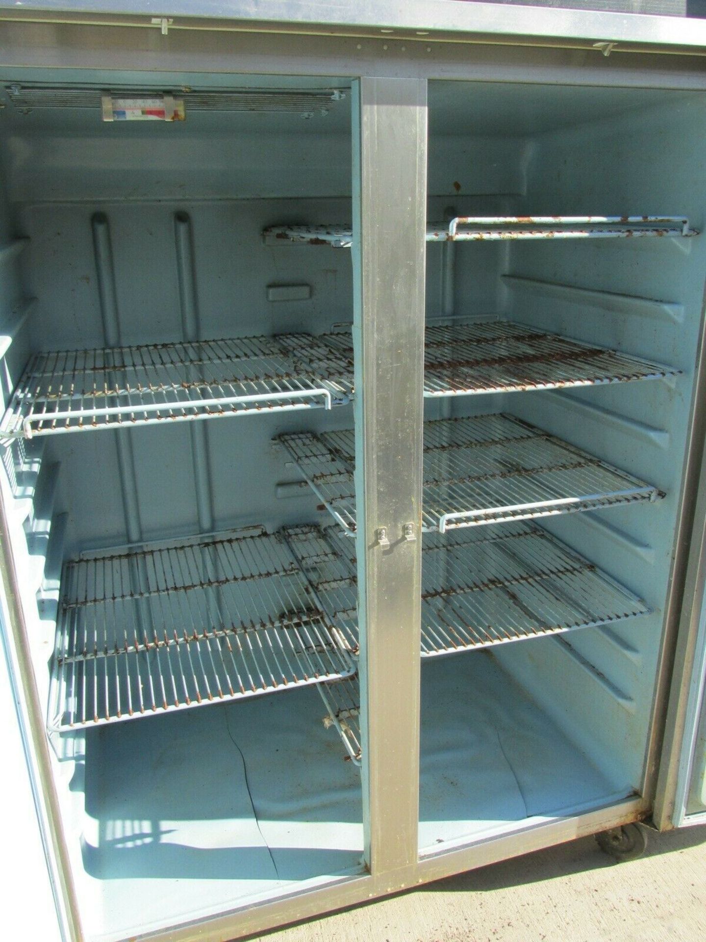 AVERY DELFIELD COMMERCIAL STAINLESS STEEL DOUBLE DOOR REFRIGERATOR - Image 2 of 2