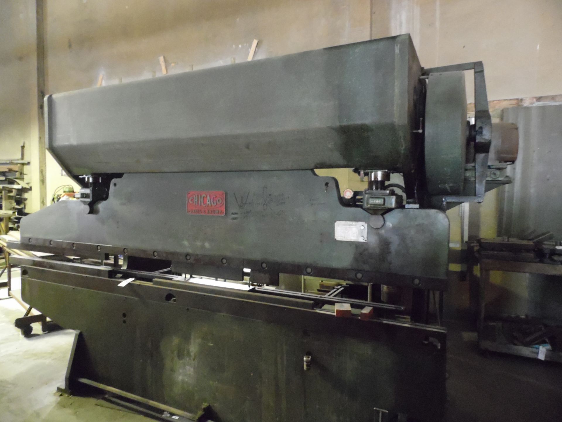 CHICAGO DREIS & KUMP MODEL 810L PRESS BRAKE 90-TON 12 FT. - Image 2 of 2