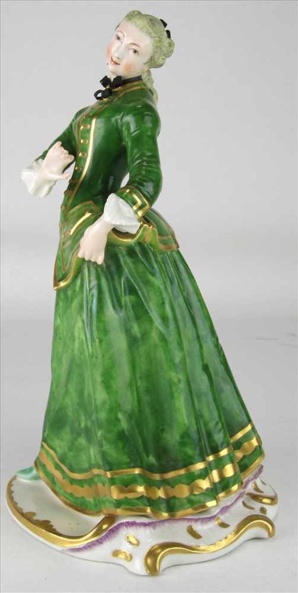 Figur NymphenburgUm 1900. Julia. Aus der Familie Commedia dell'arte. Design von Franz Anton - Image 2 of 10
