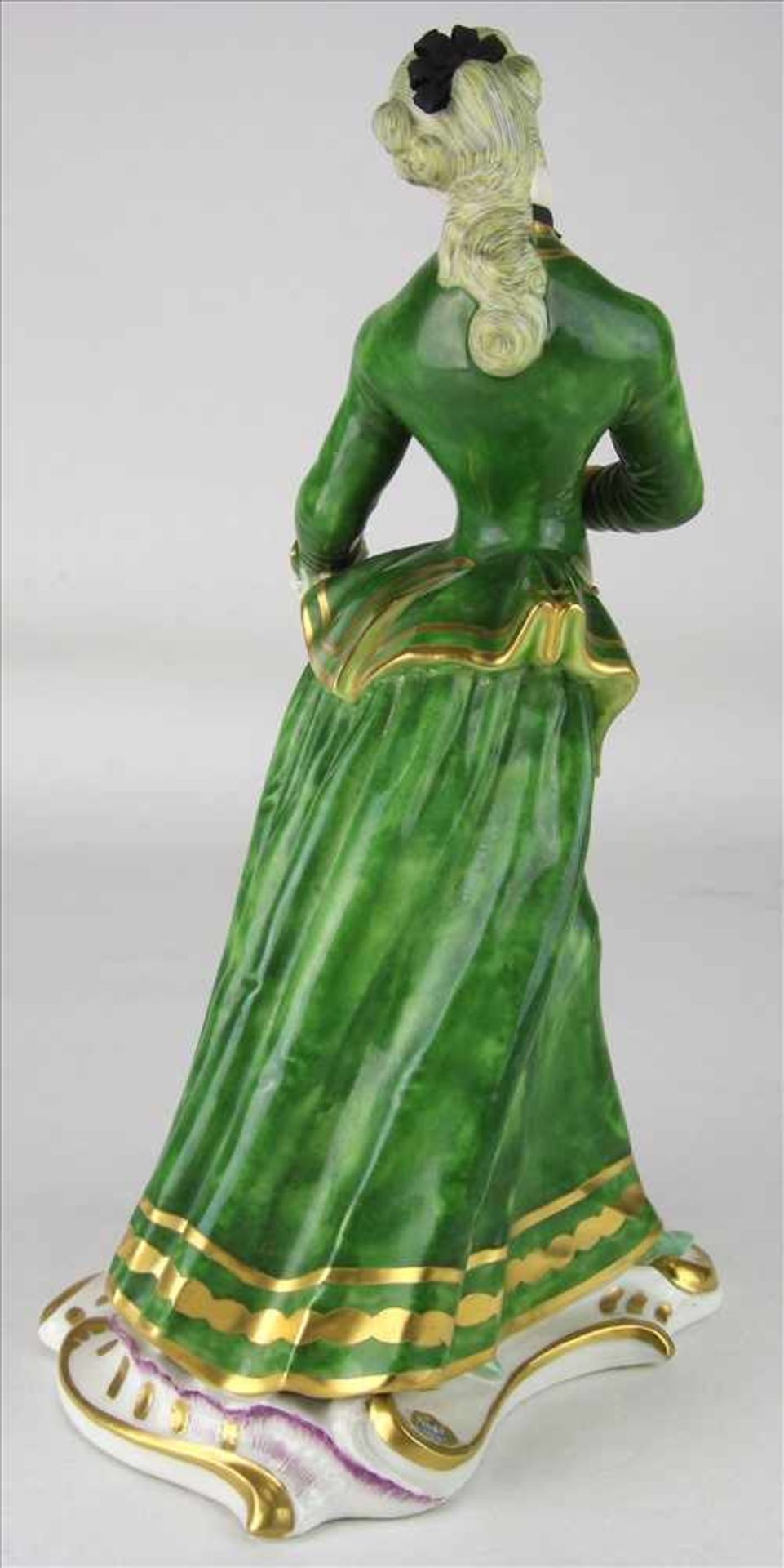 Figur NymphenburgUm 1900. Julia. Aus der Familie Commedia dell'arte. Design von Franz Anton - Bild 4 aus 10