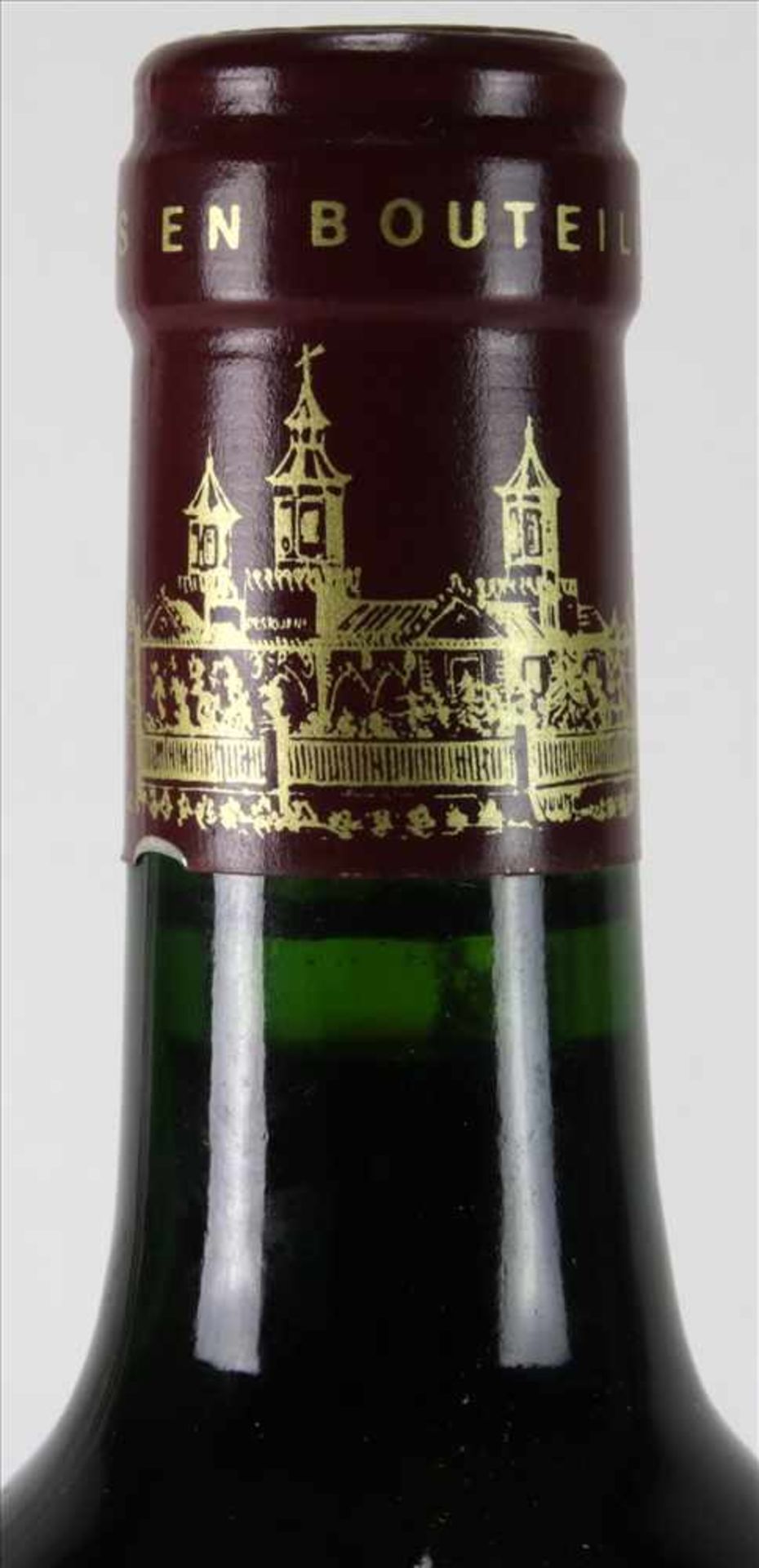 Chateau Cos d`Estournel 19900,75 Liter Flasche. Füllstand Mitte Hals wie abgebildet. Süddeutsche - Image 2 of 3