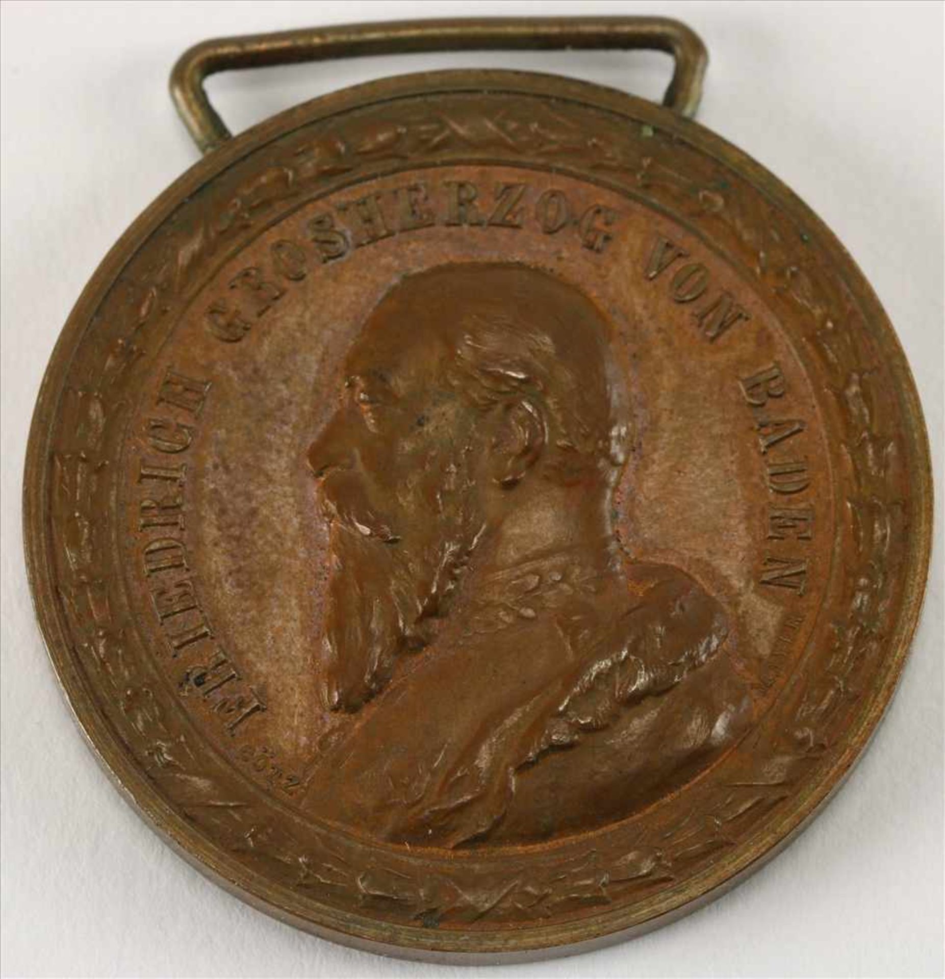 VerdienstmedailleFriedrich Großherzog von Baden für treue Arbeit. In Bronze in originaler Schatulle. - Bild 2 aus 3
