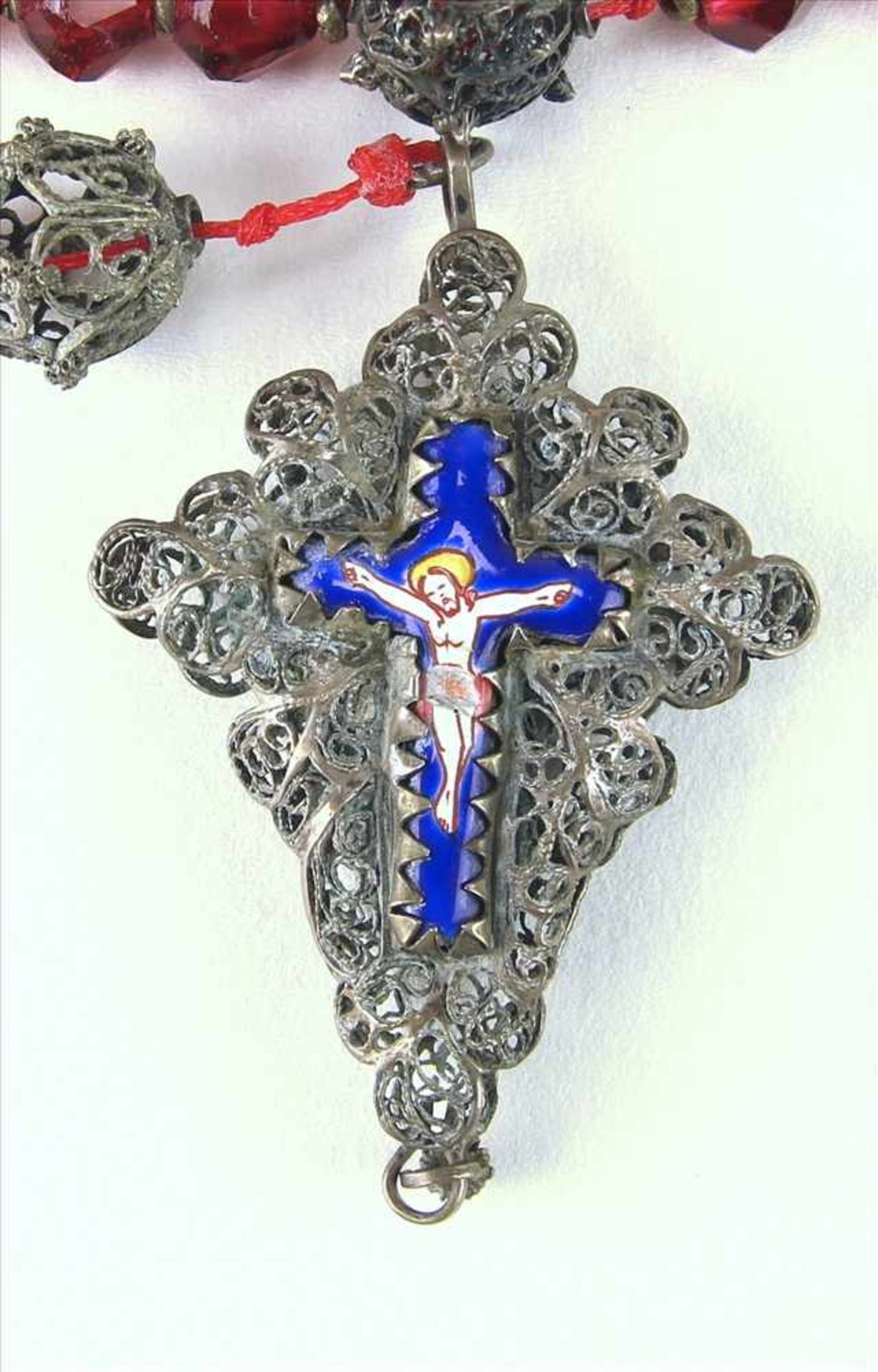 RosenkranzSüddeutsch 19. Jh. Kette mit roten (Glas)steinen und Silberkugeln. Kreuz mit - Bild 3 aus 4