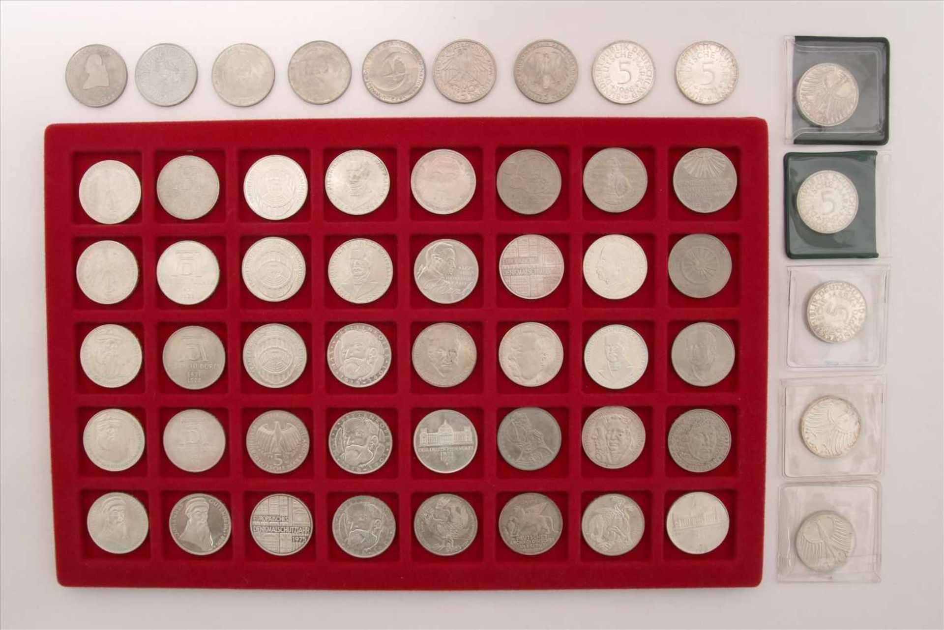 Konvolut Münzen54 diverse 5-DM Münzen. Zustand wie abgebildet. - Bild 2 aus 2